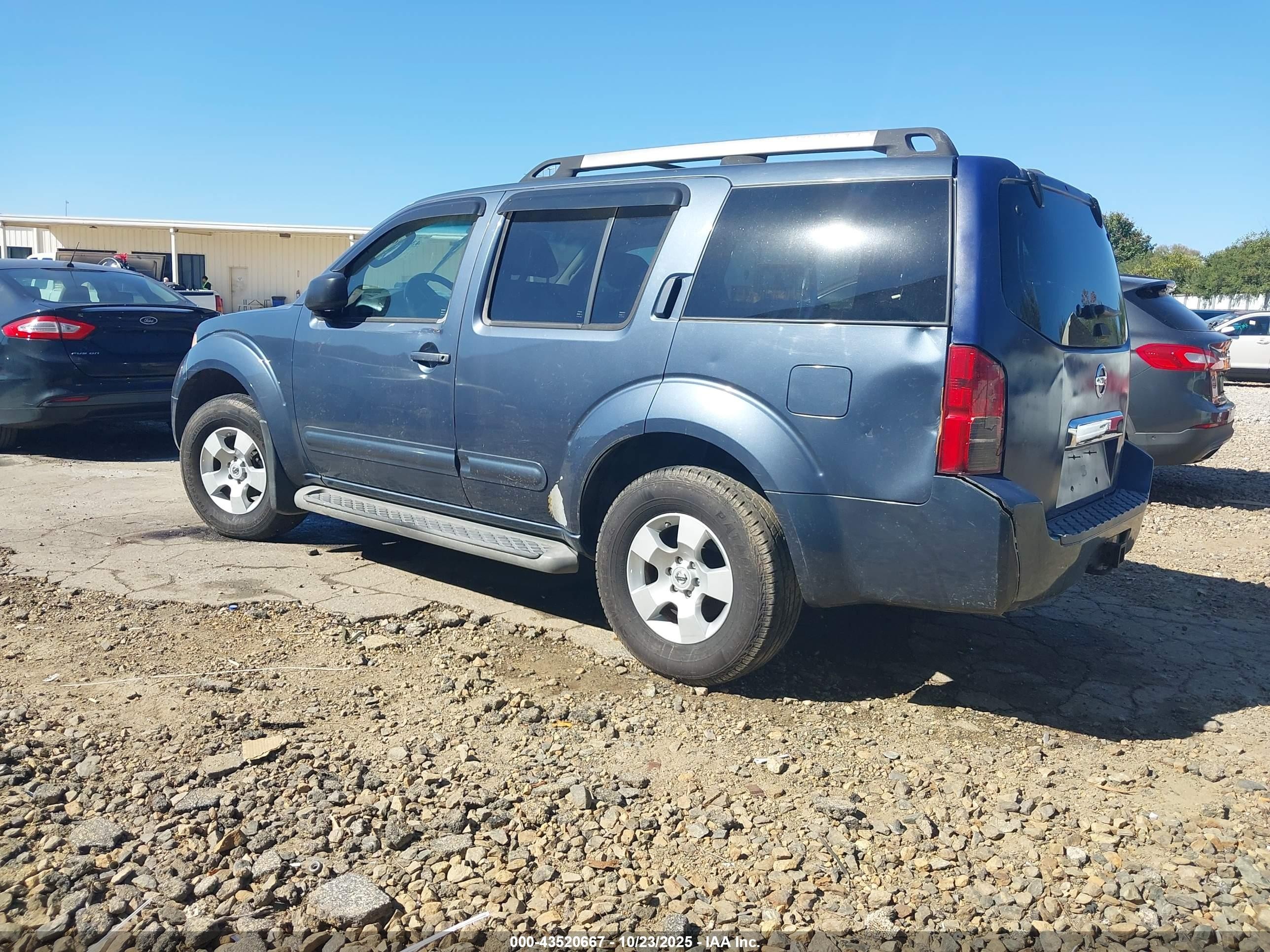 2005 Nissan Pathfinder Se Blue vin: 5N1AR18W95C784060