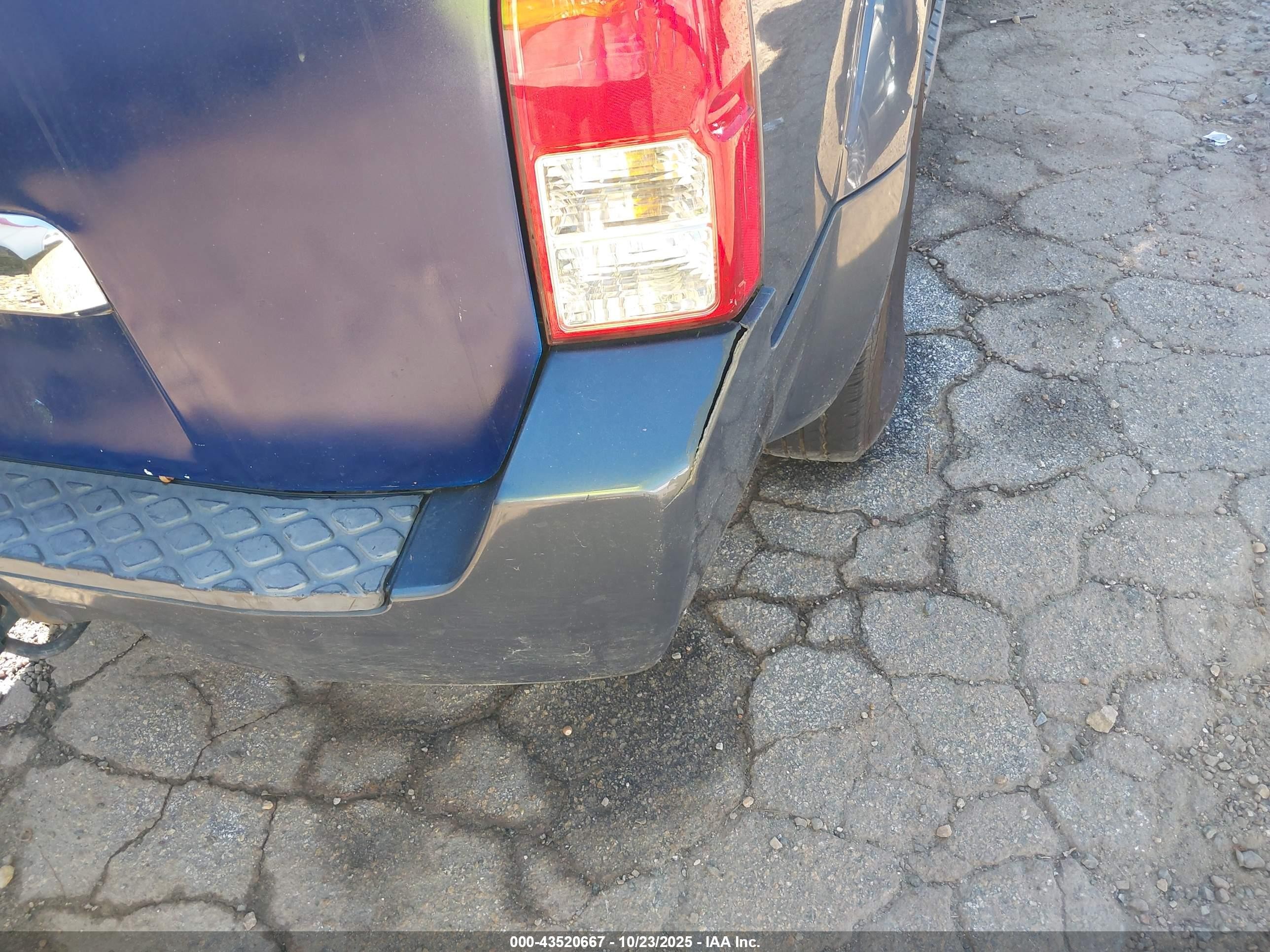 2005 Nissan Pathfinder Se Blue vin: 5N1AR18W95C784060