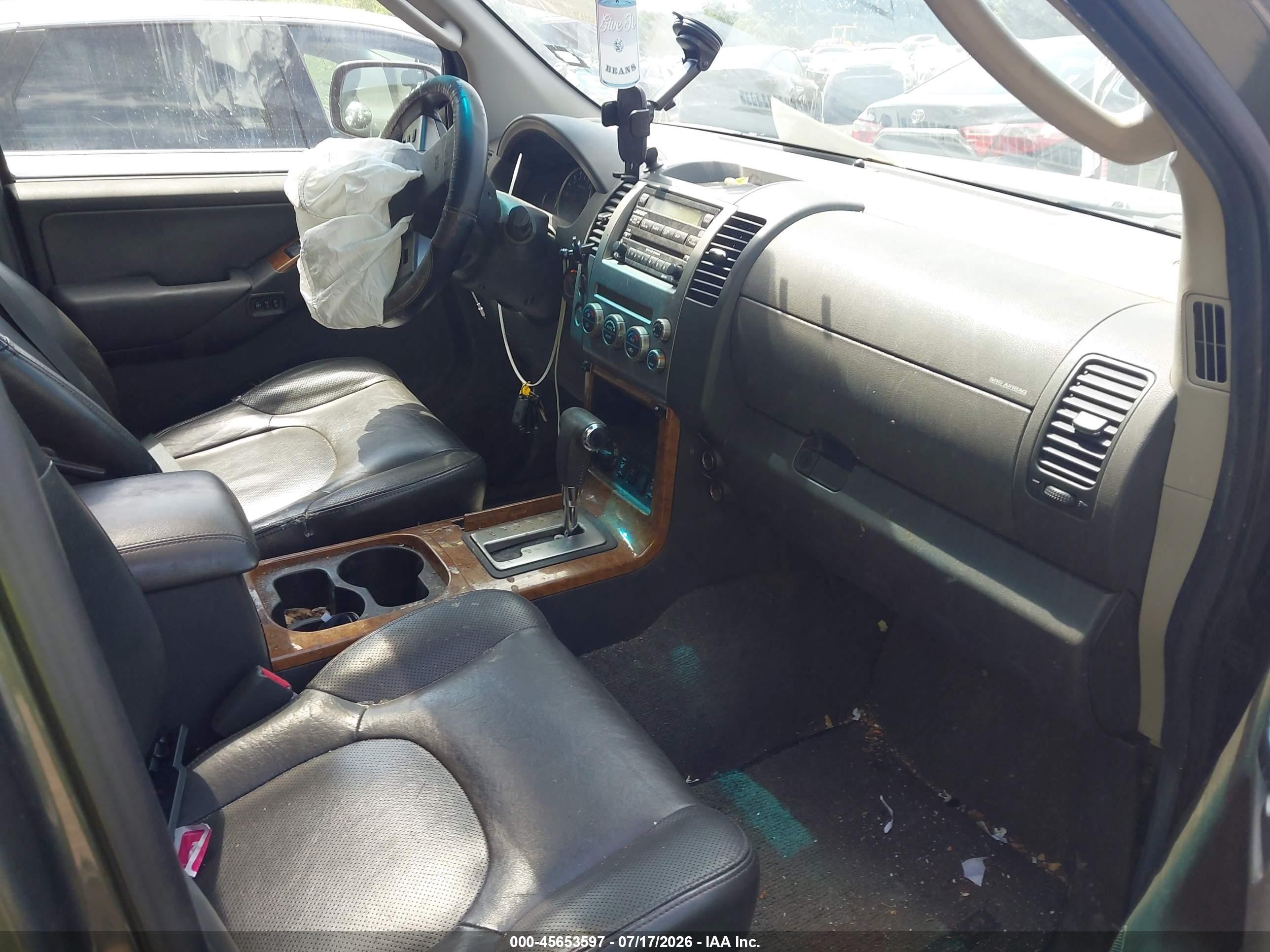 2005 Nissan Pathfinder Le Gray vin: 5N1AR18W95C785578