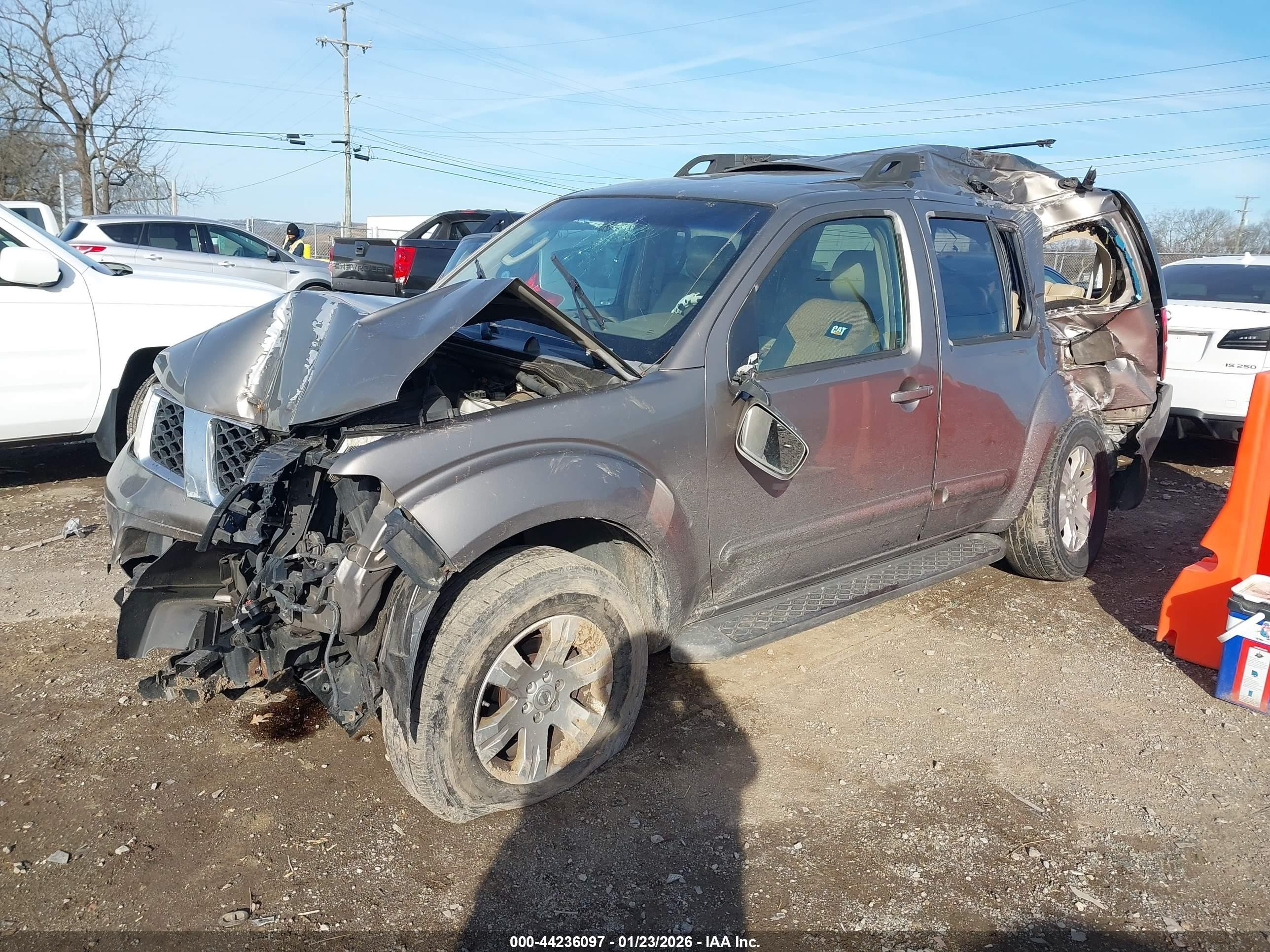 2006 Nissan Pathfinder Le Gold vin: 5N1AR18W96C615948