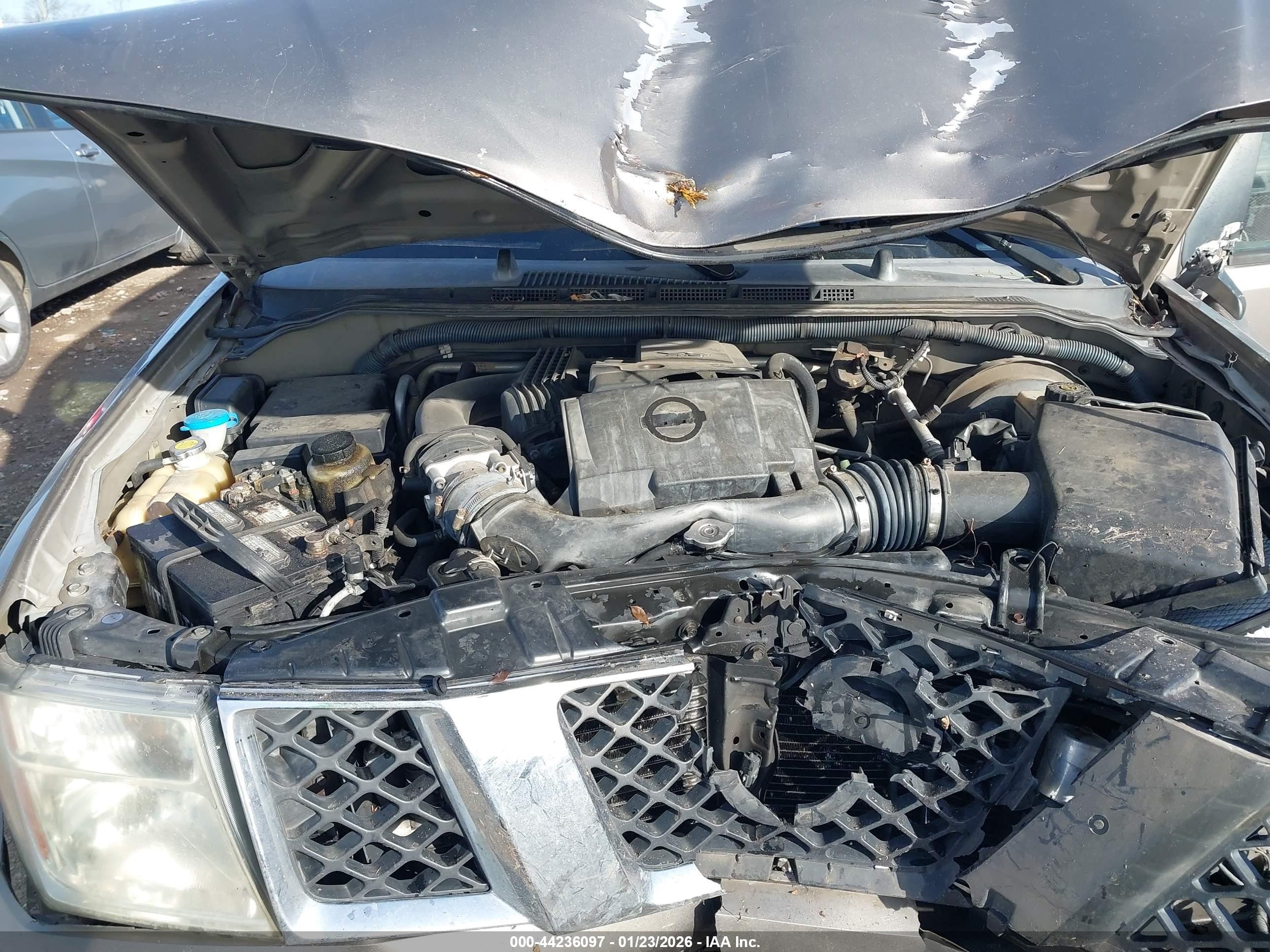 2006 Nissan Pathfinder Le Gold vin: 5N1AR18W96C615948