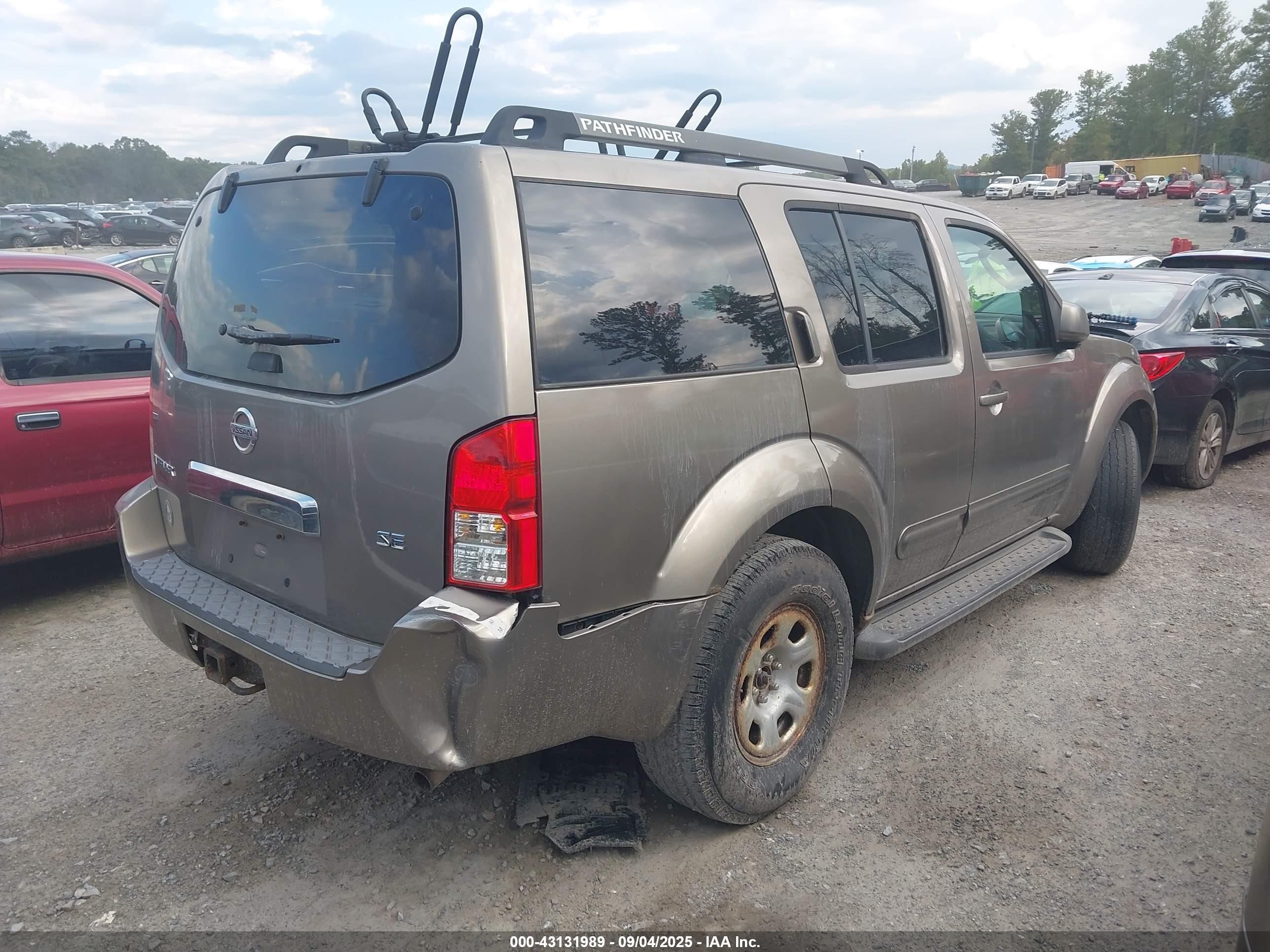 2006 Nissan Pathfinder Se Gray vin: 5N1AR18W96C625833