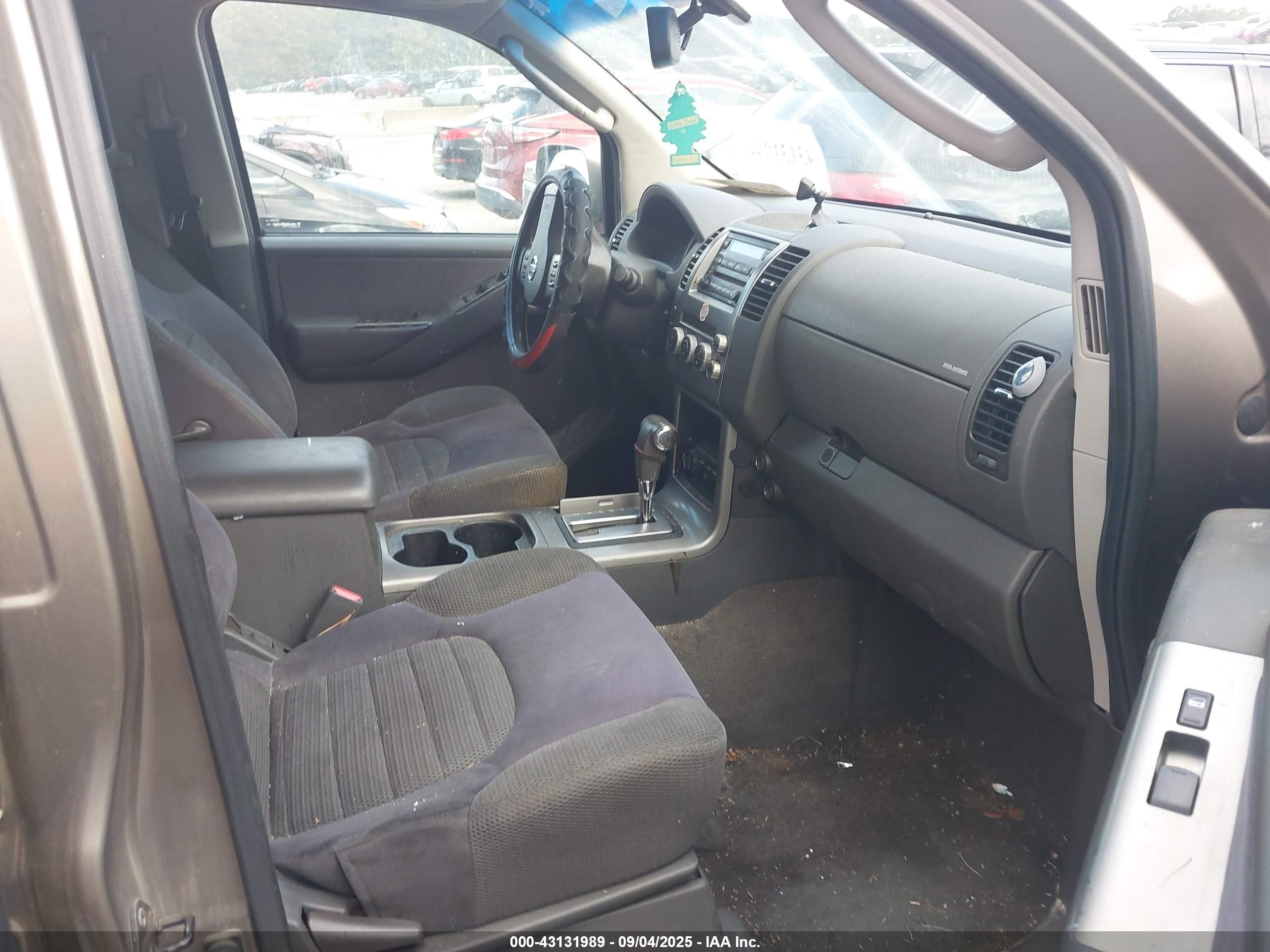 2006 Nissan Pathfinder Se Gray vin: 5N1AR18W96C625833