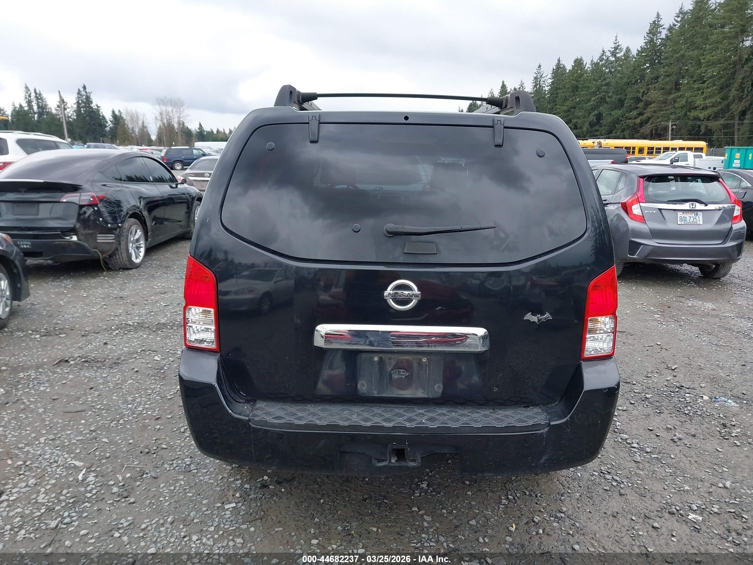 2006 Nissan Pathfinder Le Black vin: 5N1AR18W96C650991