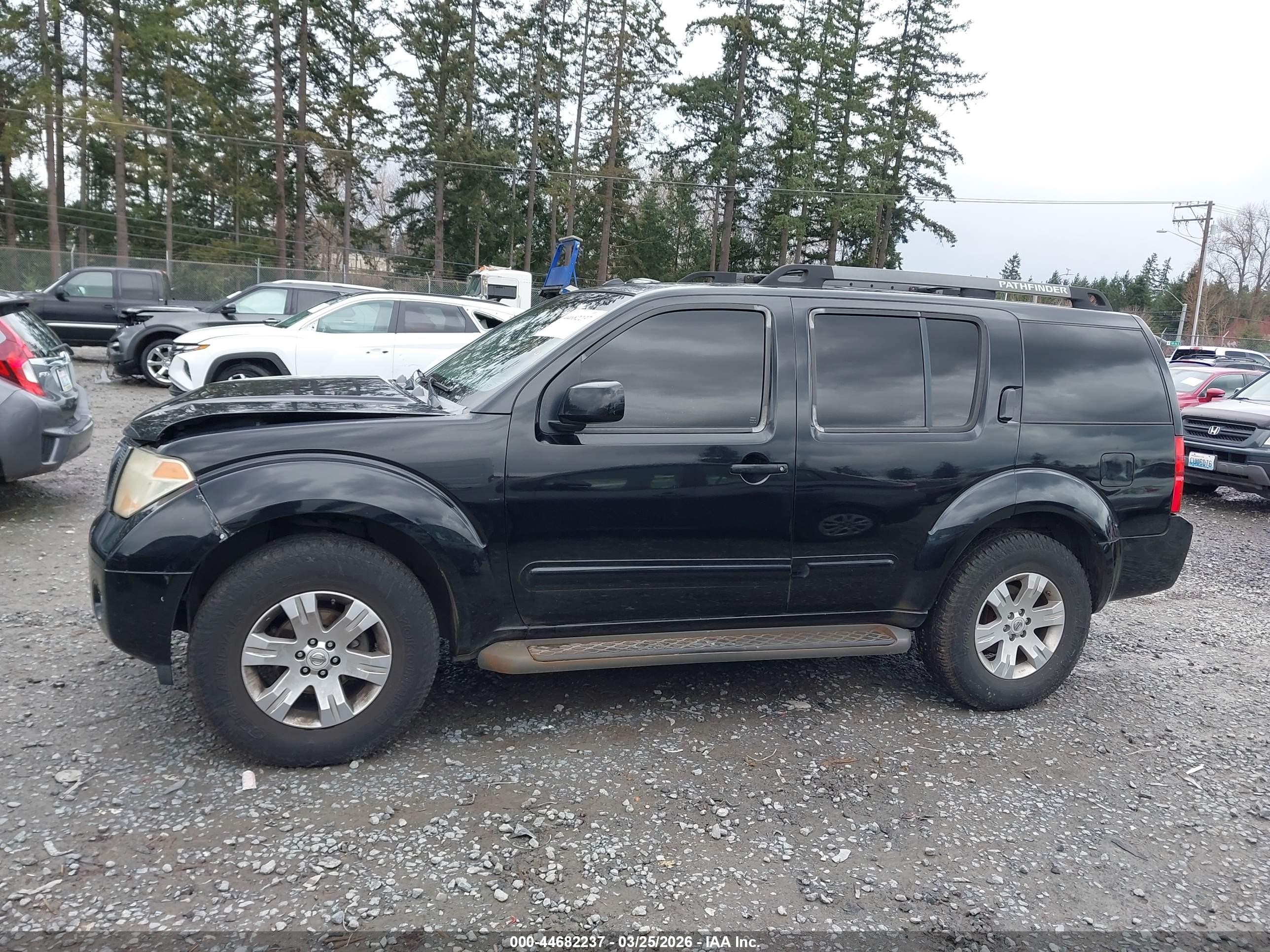 2006 Nissan Pathfinder Le Black vin: 5N1AR18W96C650991