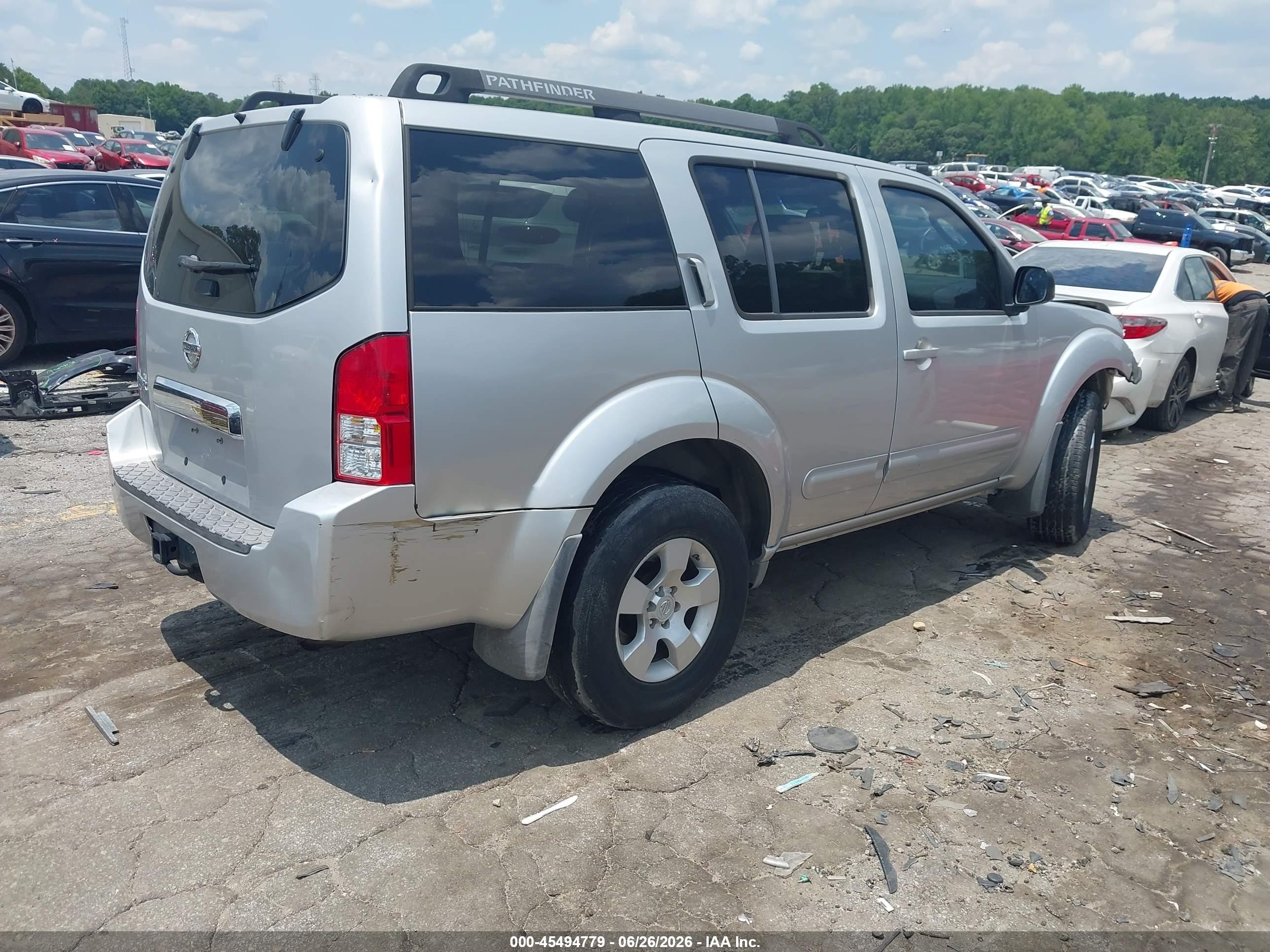 2006 Nissan Pathfinder S Silver vin: 5N1AR18W96C670755