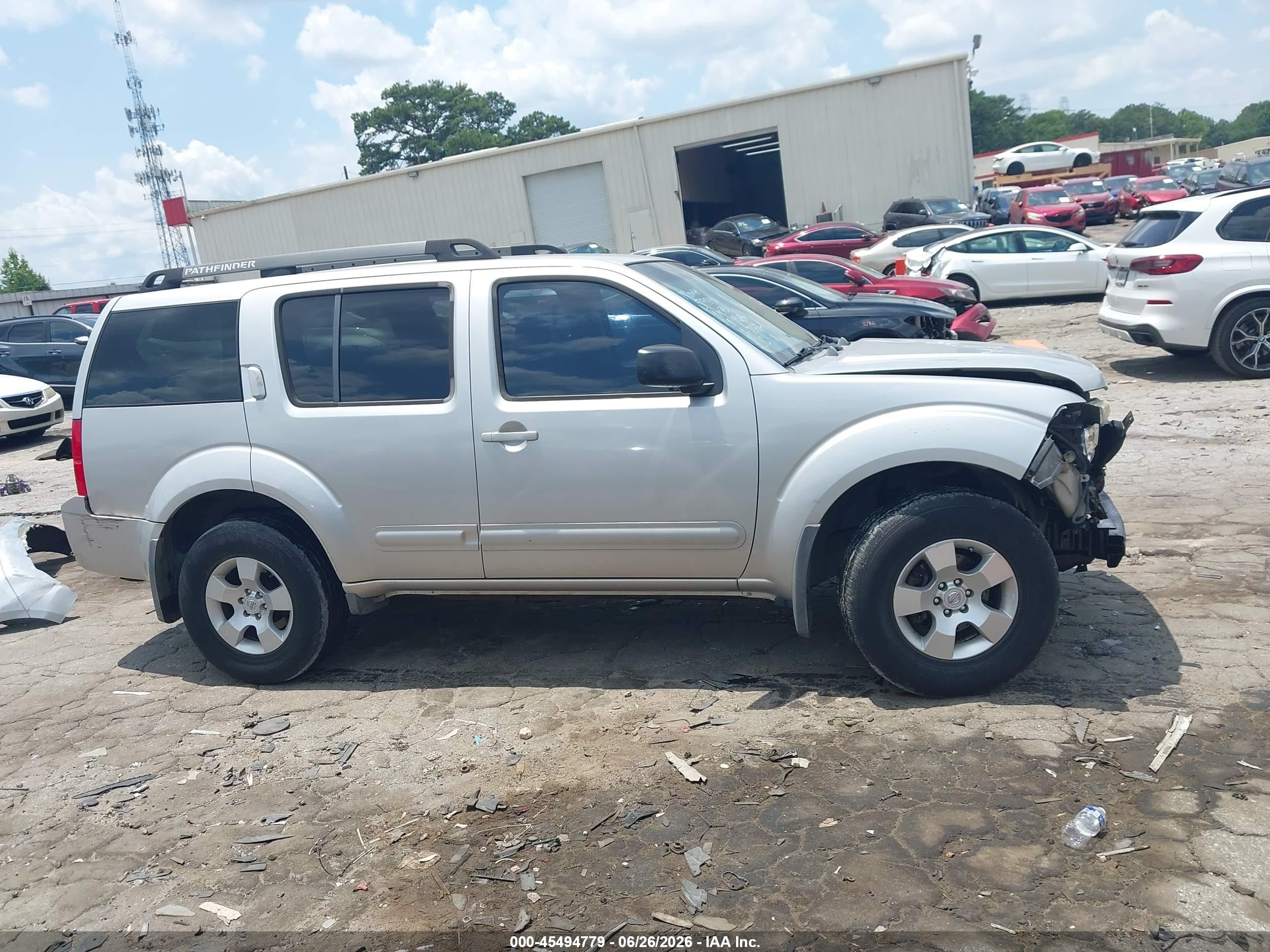 2006 Nissan Pathfinder S Silver vin: 5N1AR18W96C670755
