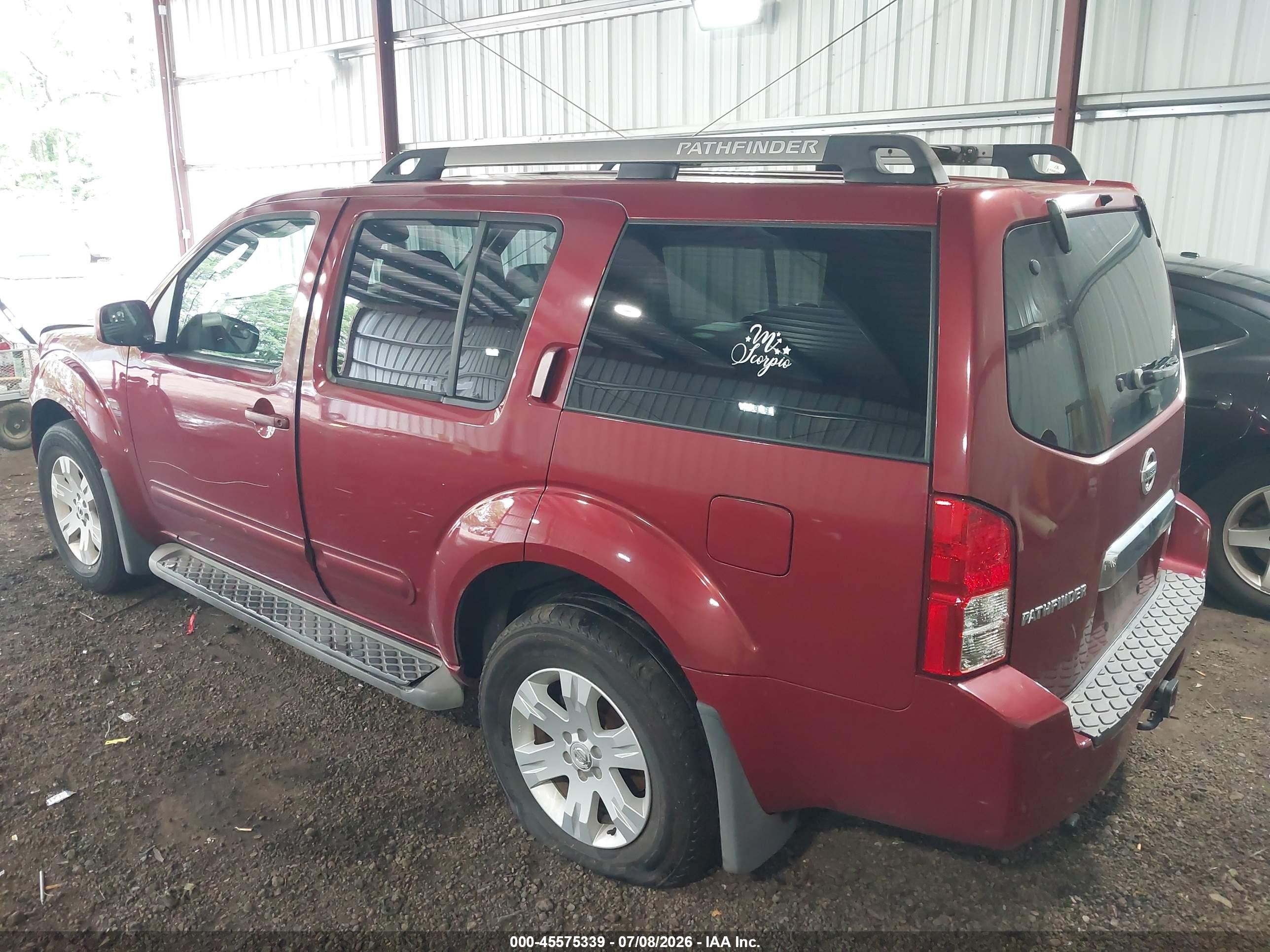 2005 Nissan Pathfinder Le Maroon vin: 5N1AR18WX5C718861