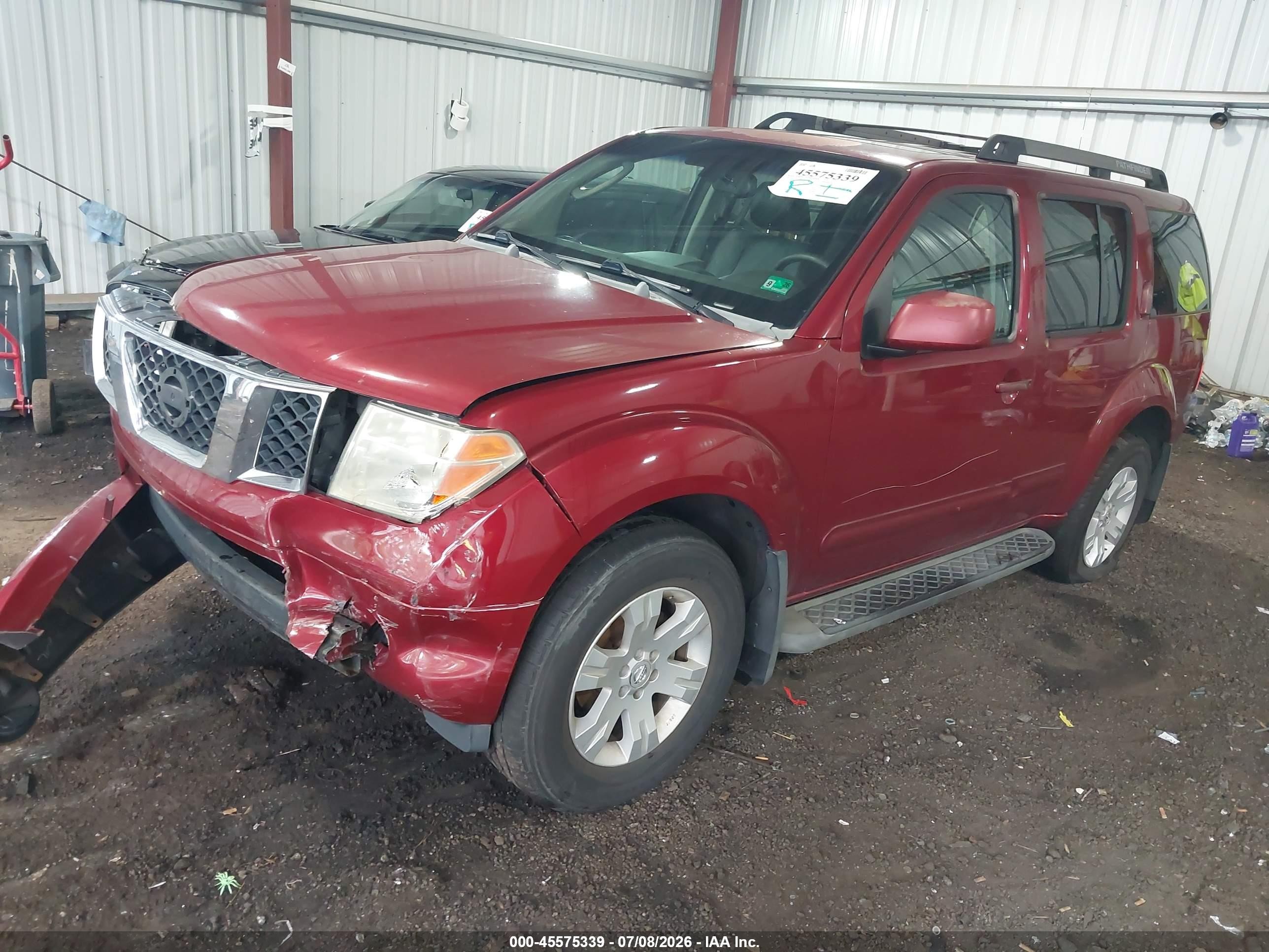 2005 Nissan Pathfinder Le Maroon vin: 5N1AR18WX5C718861