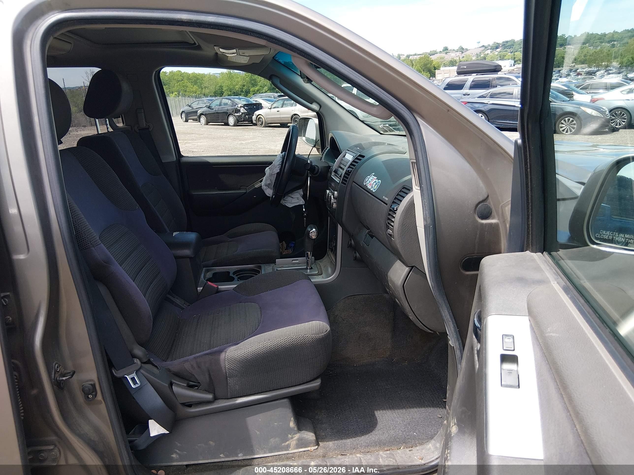 2005 Nissan Pathfinder Se Beige vin: 5N1AR18WX5C766375
