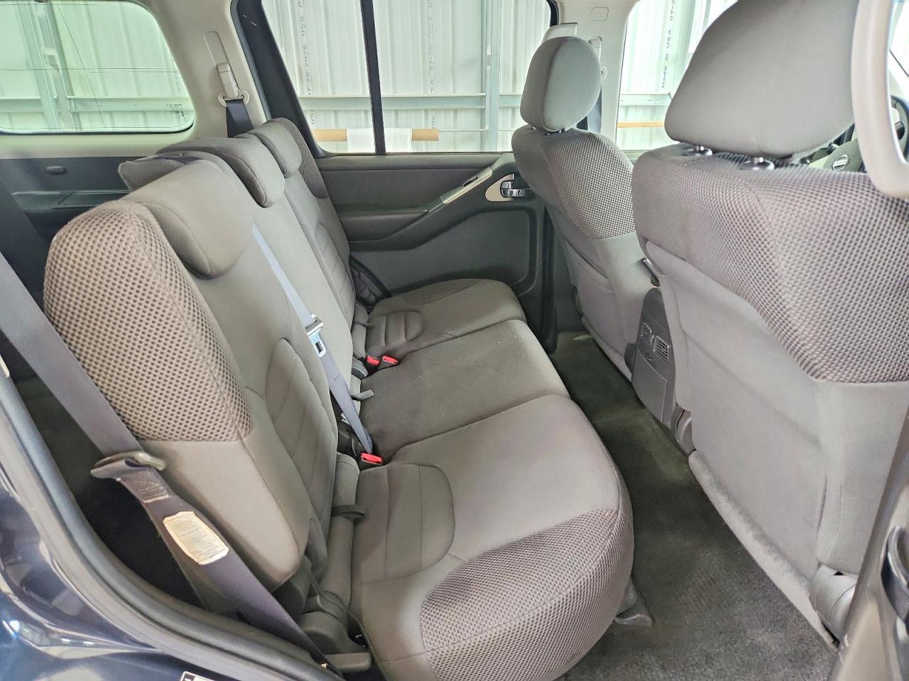 2005 Nissan Pathfinder Xe Blue vin: 5N1AR18WX5C774654