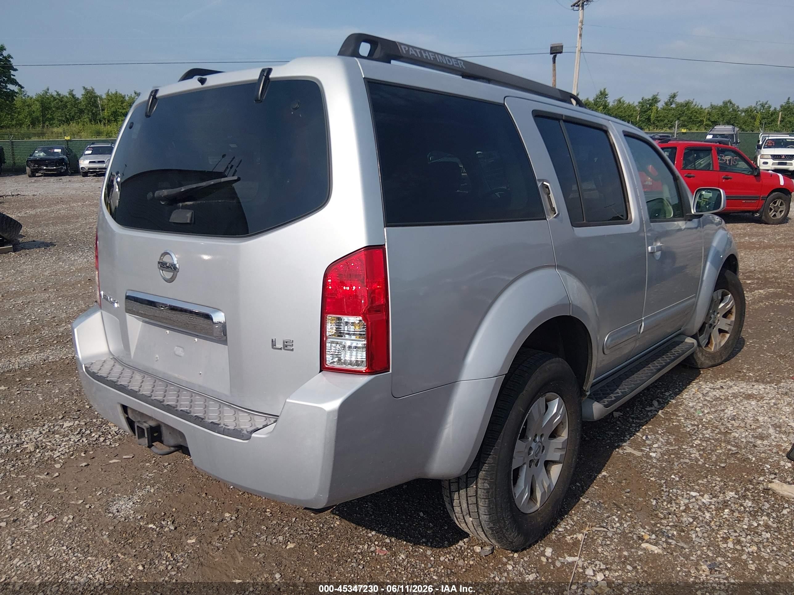 2006 Nissan Pathfinder Le Silver vin: 5N1AR18WX6C670098