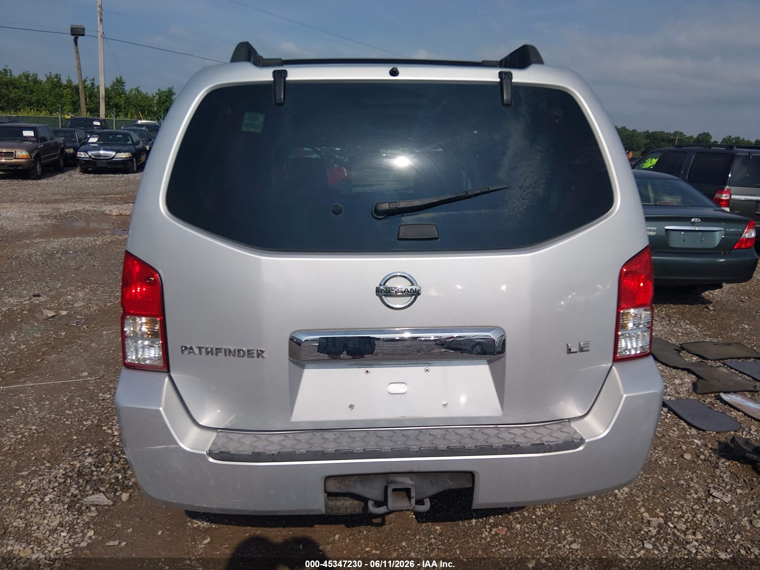 2006 Nissan Pathfinder Le Silver vin: 5N1AR18WX6C670098