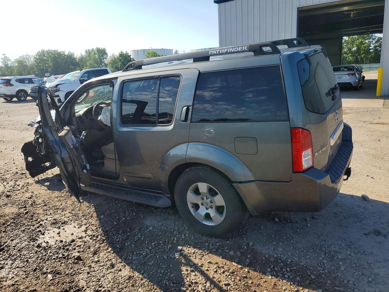 2007 Nissan Pathfinder S Brown vin: 5N1AR18WX7C630346
