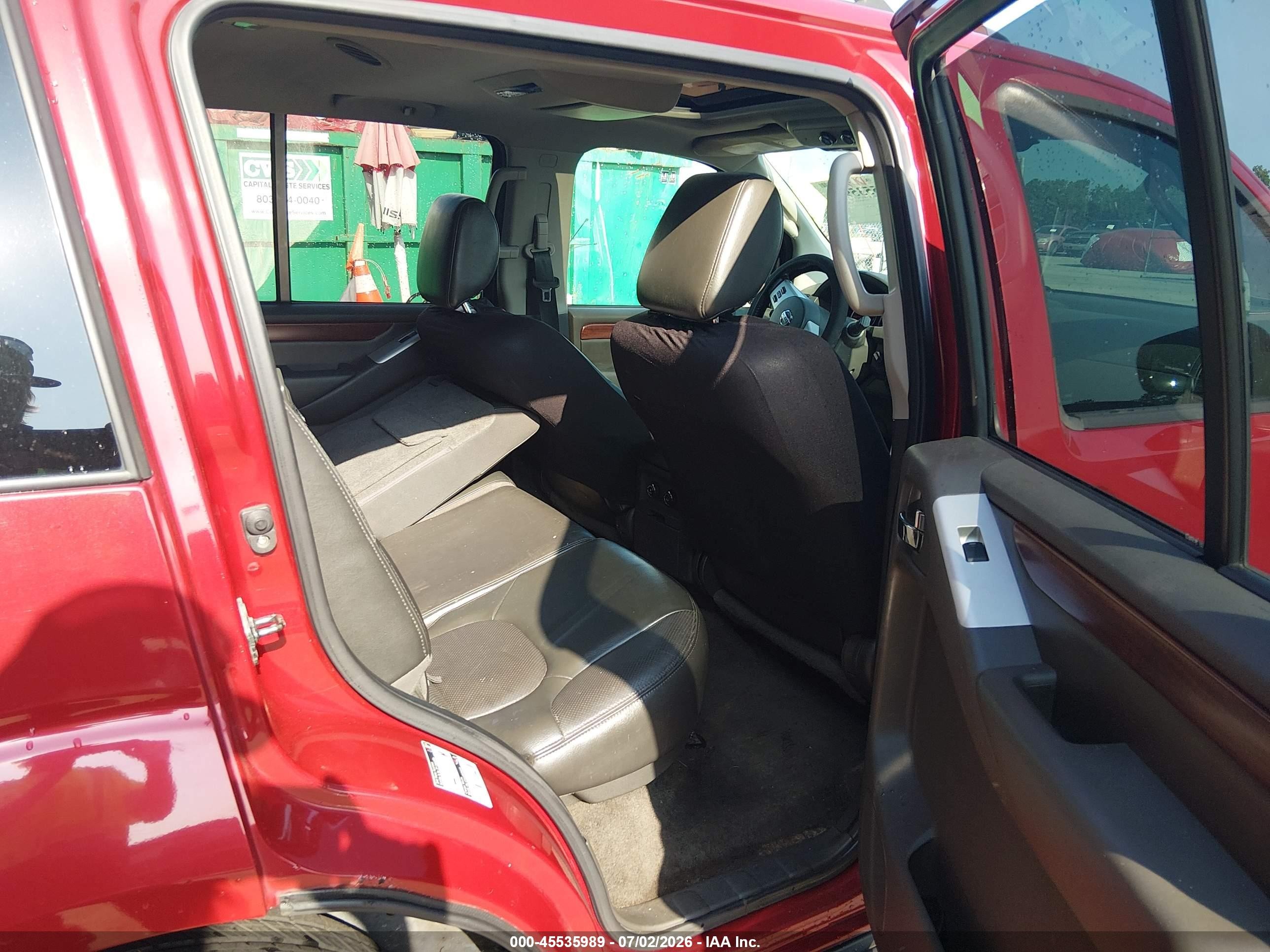 2010 Nissan Pathfinder Le Red vin: 5N1AR1NB0AC604346