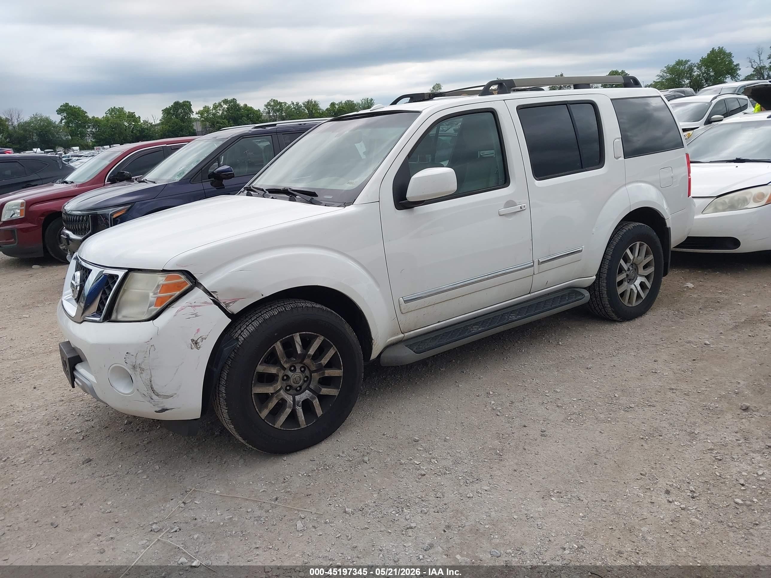 2011 Nissan Pathfinder Le Белый vin: 5N1AR1NB0BC609046