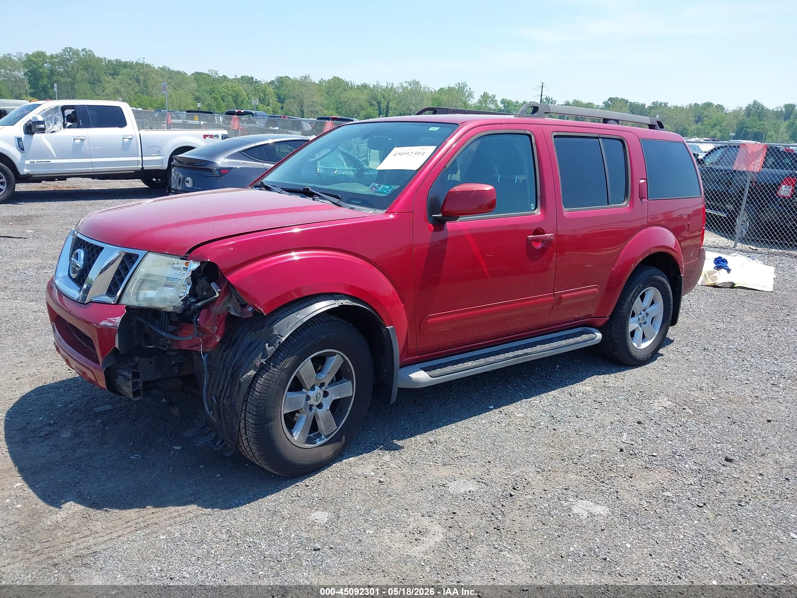 2011 Nissan Pathfinder Sv Red vin: 5N1AR1NB0BC612741