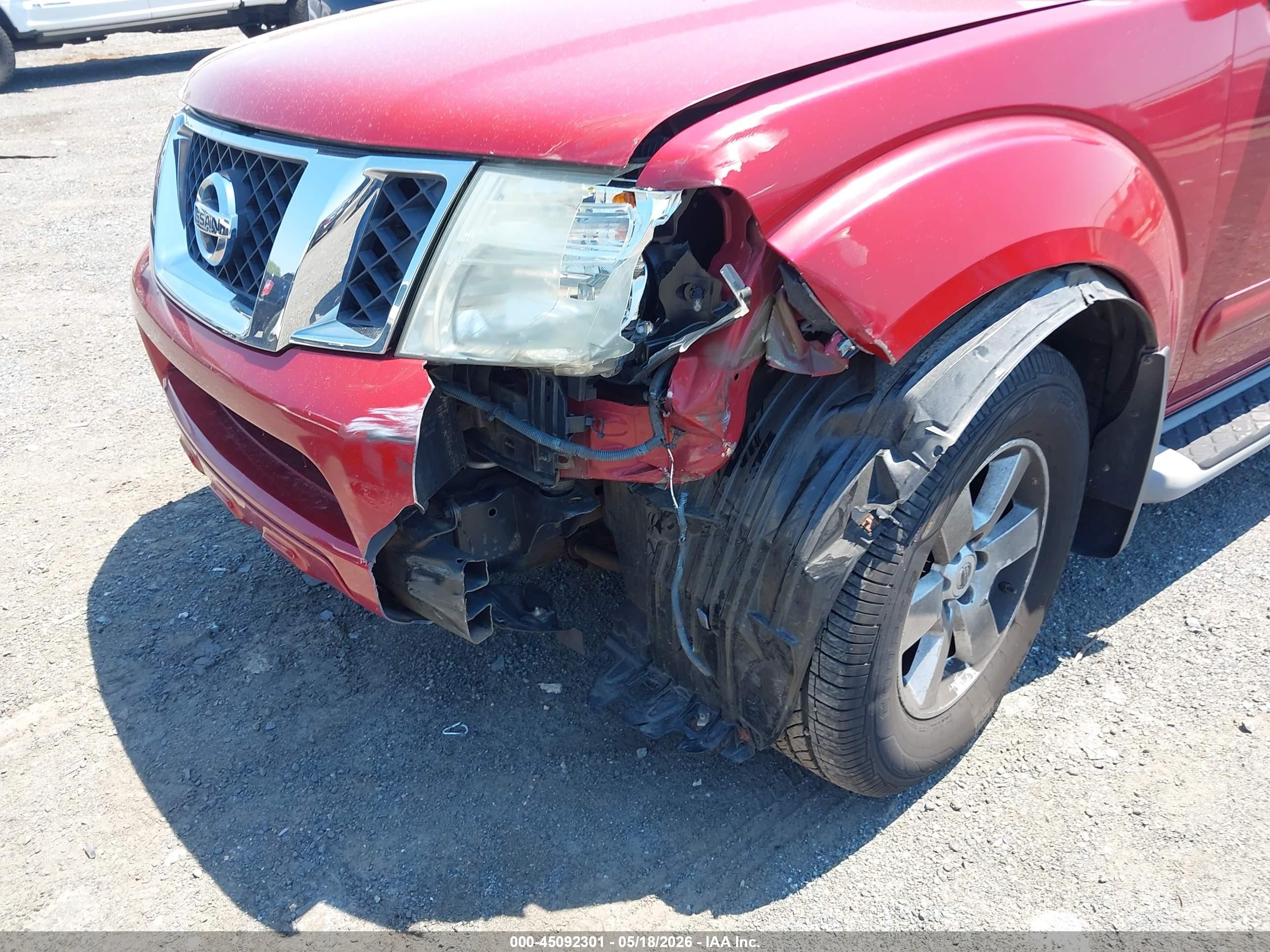 2011 Nissan Pathfinder Sv Red vin: 5N1AR1NB0BC612741