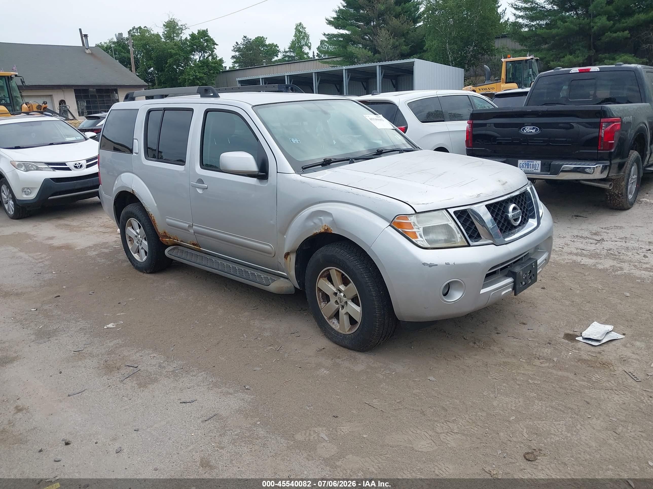 2011 Nissan Pathfinder Sv Silver vin: 5N1AR1NB0BC624551