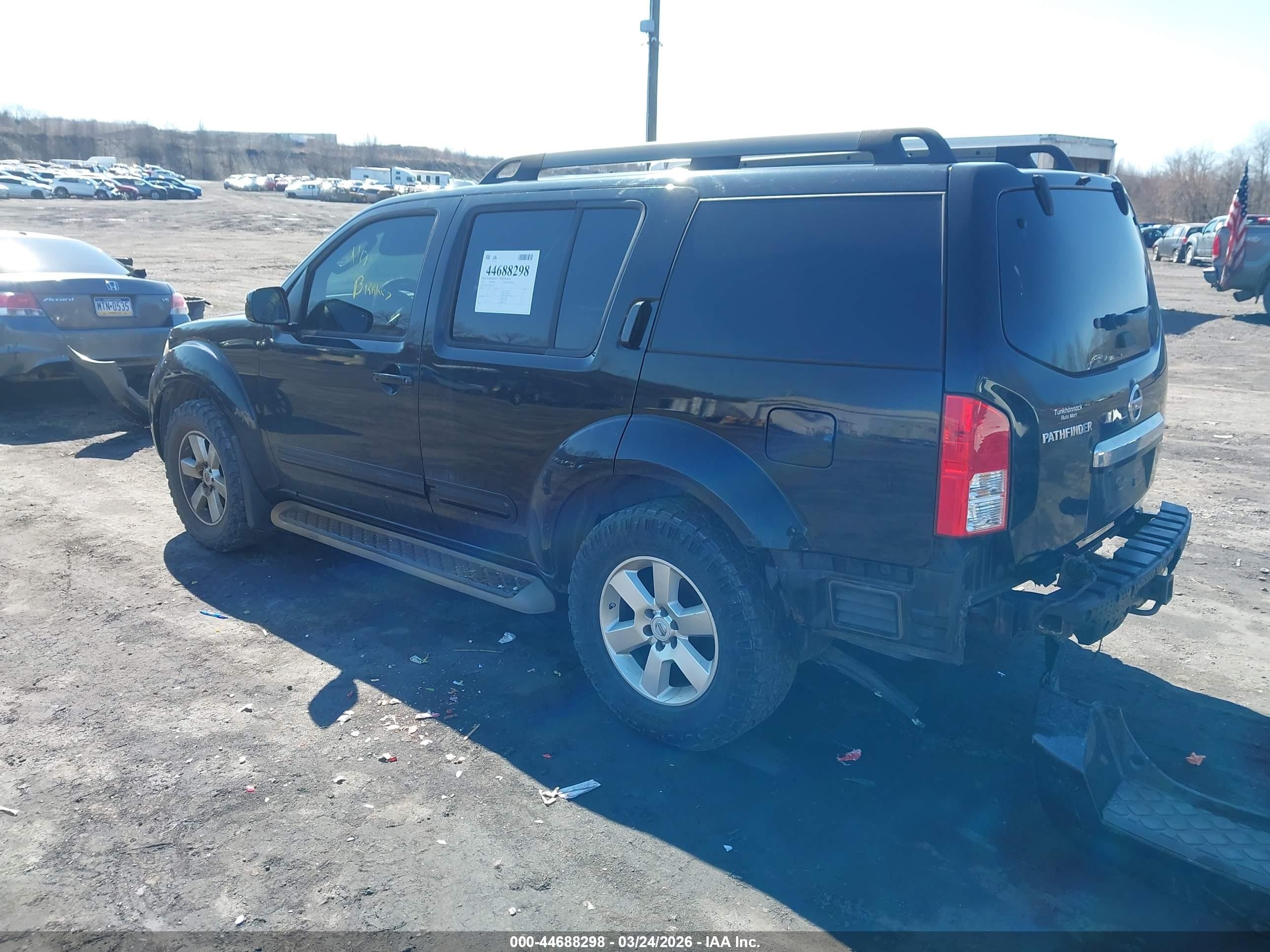 2011 Nissan Pathfinder Sv Black vin: 5N1AR1NB0BC627112