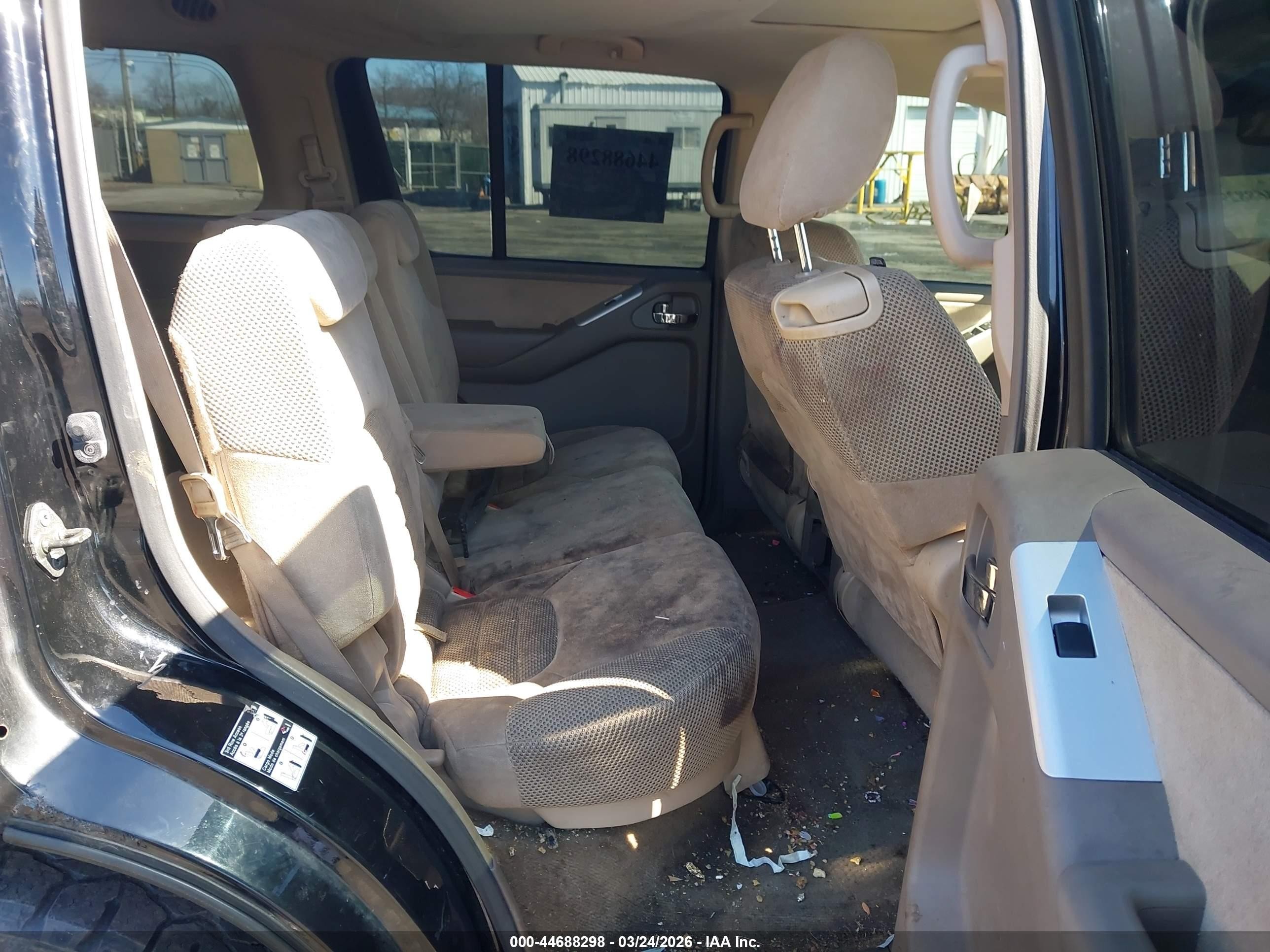 2011 Nissan Pathfinder Sv Black vin: 5N1AR1NB0BC627112