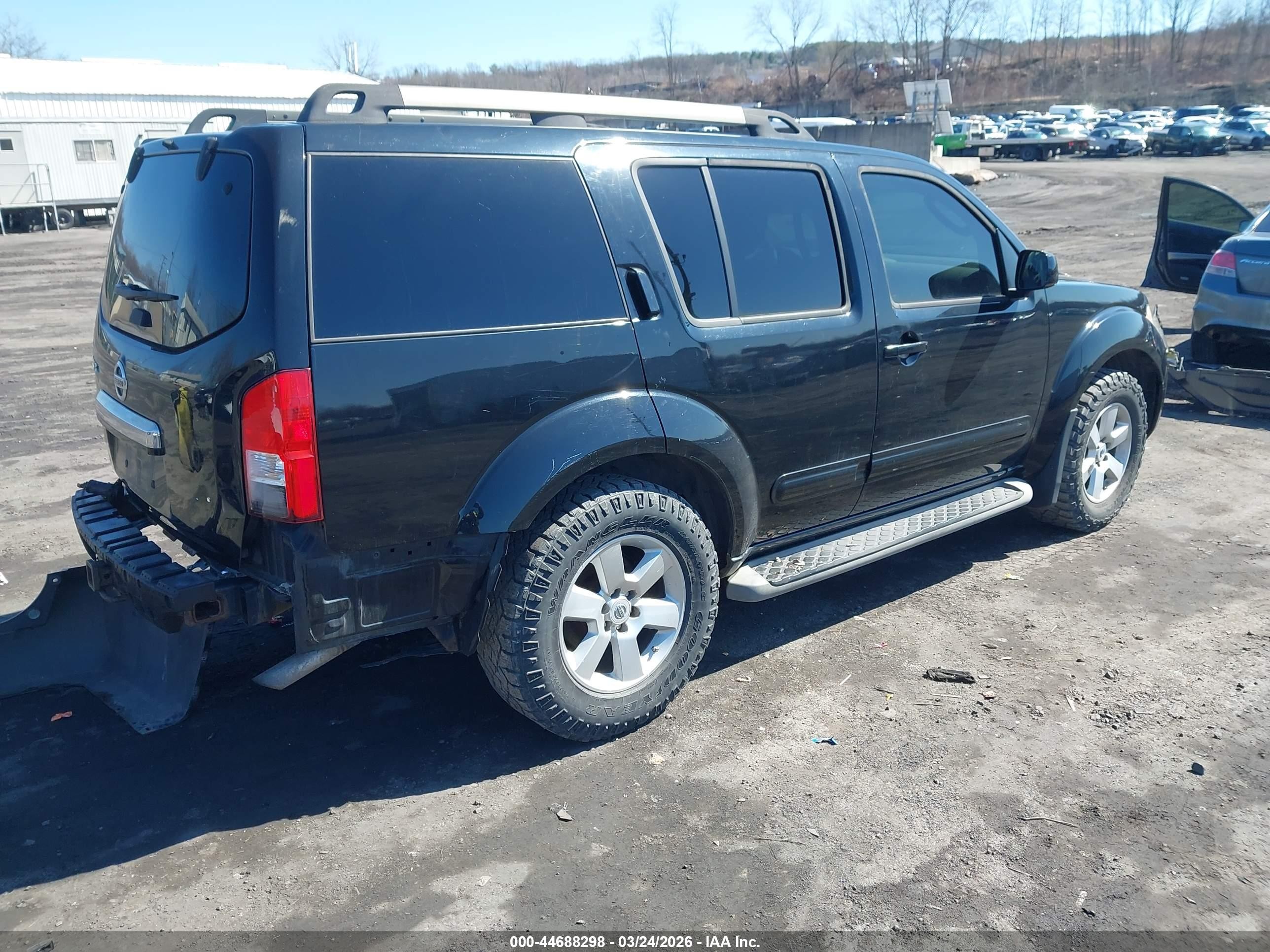 2011 Nissan Pathfinder Sv Black vin: 5N1AR1NB0BC627112