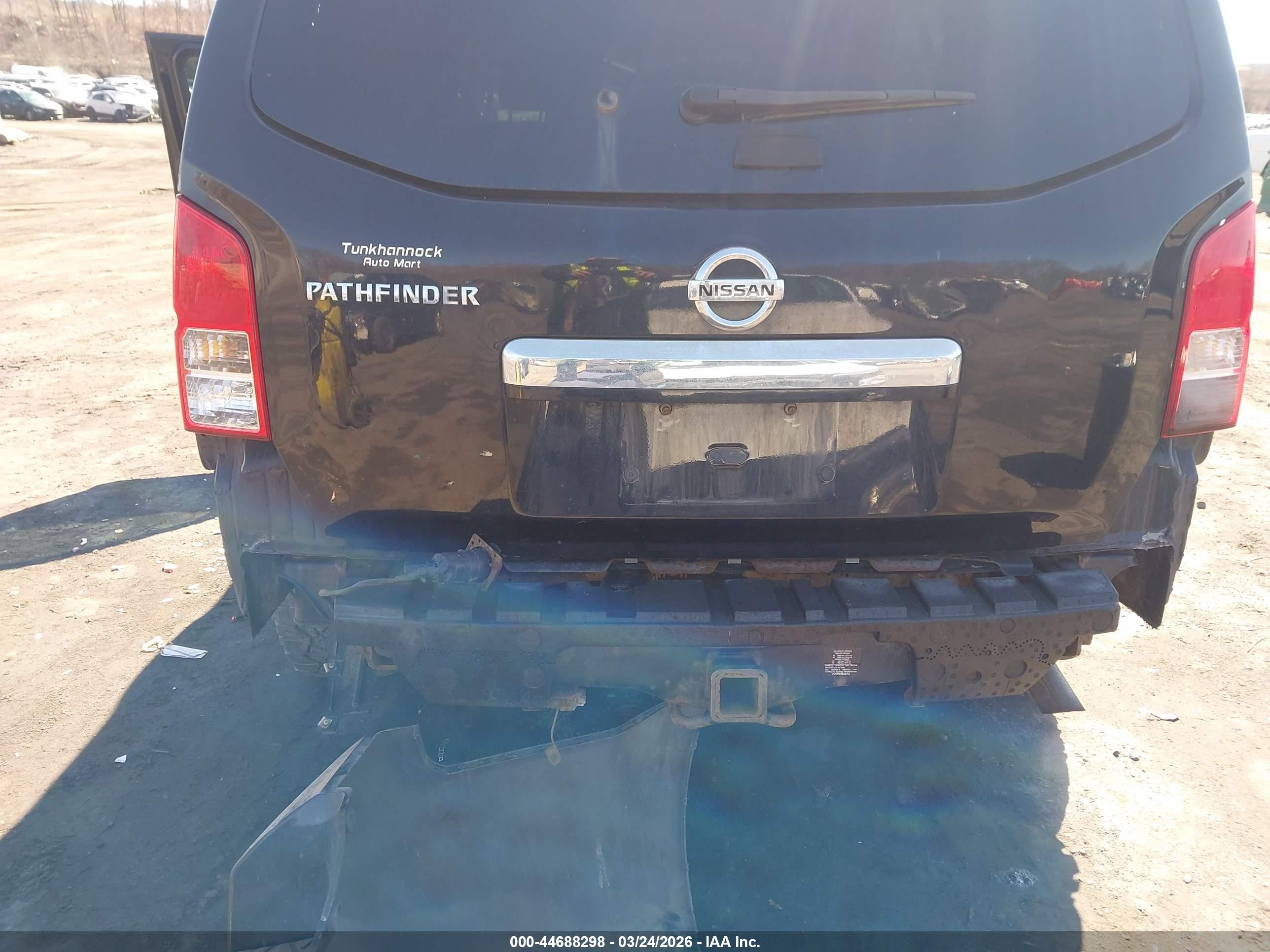 2011 Nissan Pathfinder Sv Black vin: 5N1AR1NB0BC627112