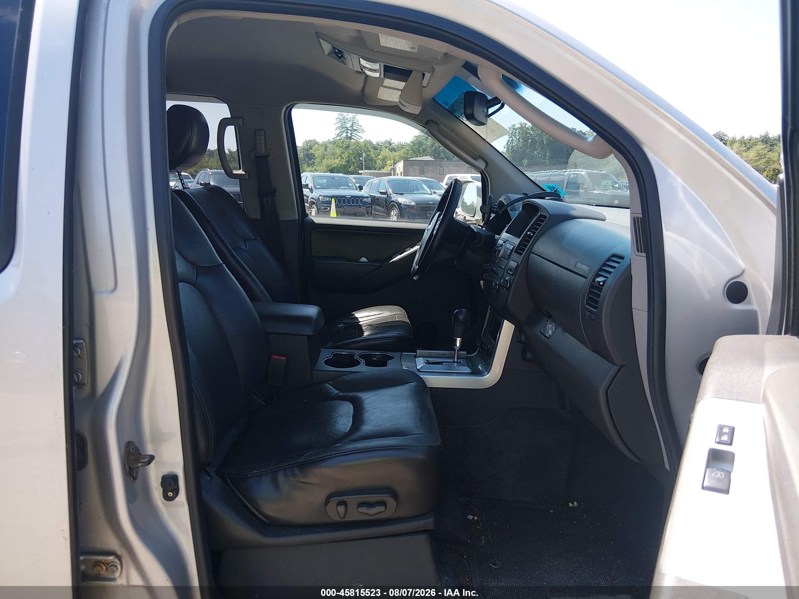 2012 Nissan Pathfinder Silver Silver vin: 5N1AR1NB0CC604933