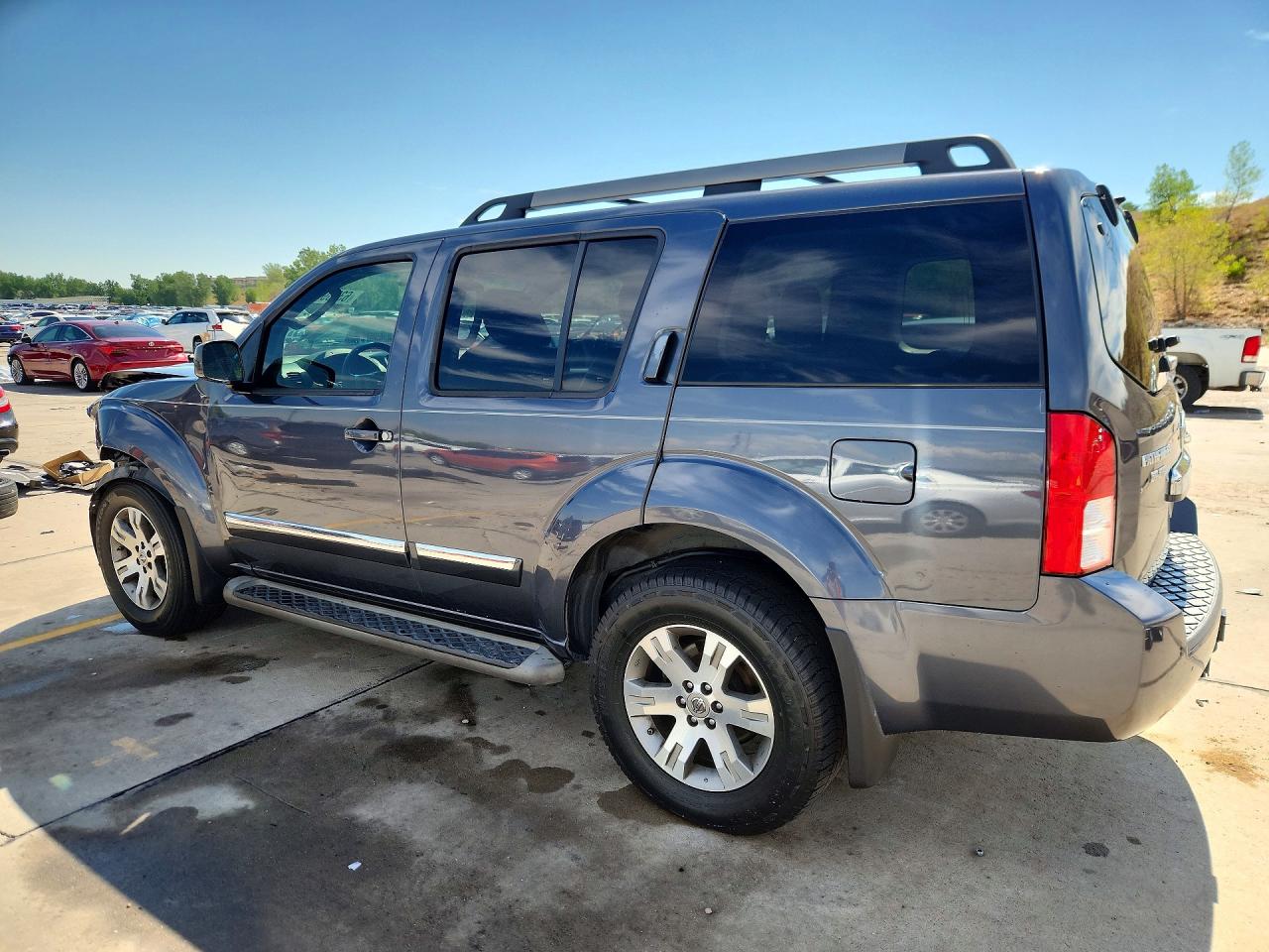2012 Nissan Pathfinder S Charcoal vin: 5N1AR1NB0CC609629