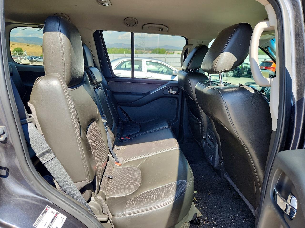 2012 Nissan Pathfinder S Charcoal vin: 5N1AR1NB0CC609629