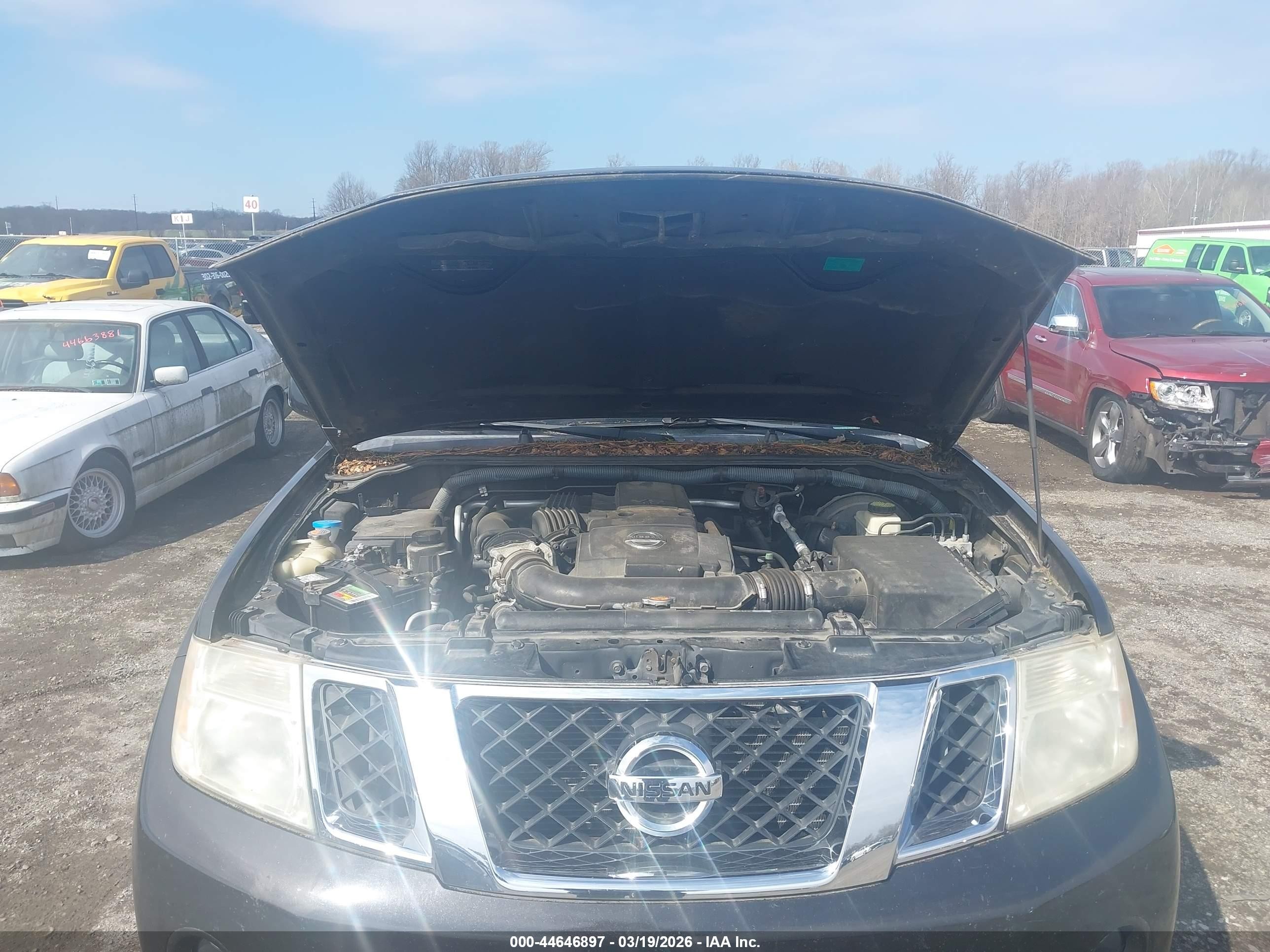 2012 Nissan Pathfinder Le Black vin: 5N1AR1NB0CC611946