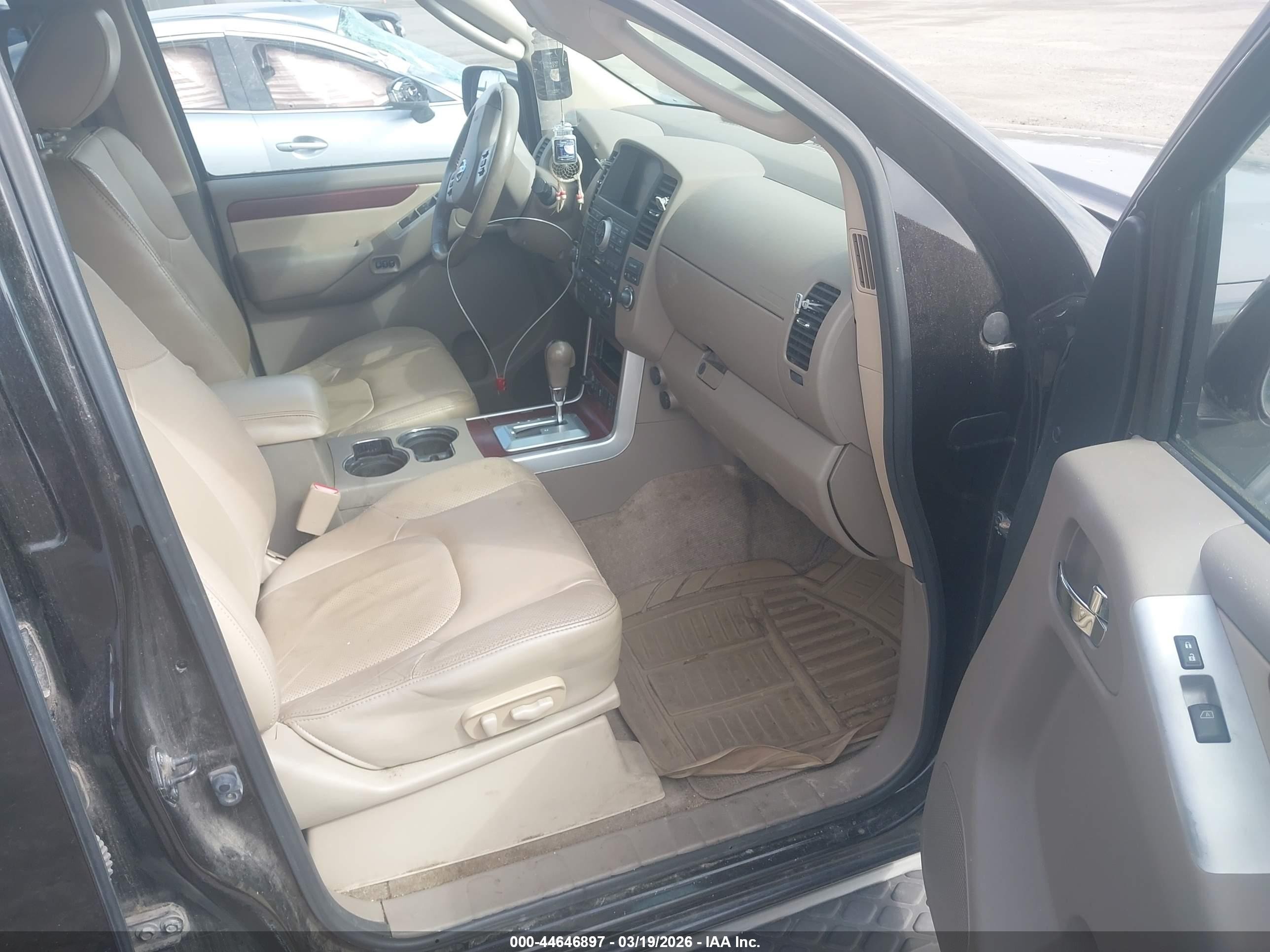 2012 Nissan Pathfinder Le Black vin: 5N1AR1NB0CC611946