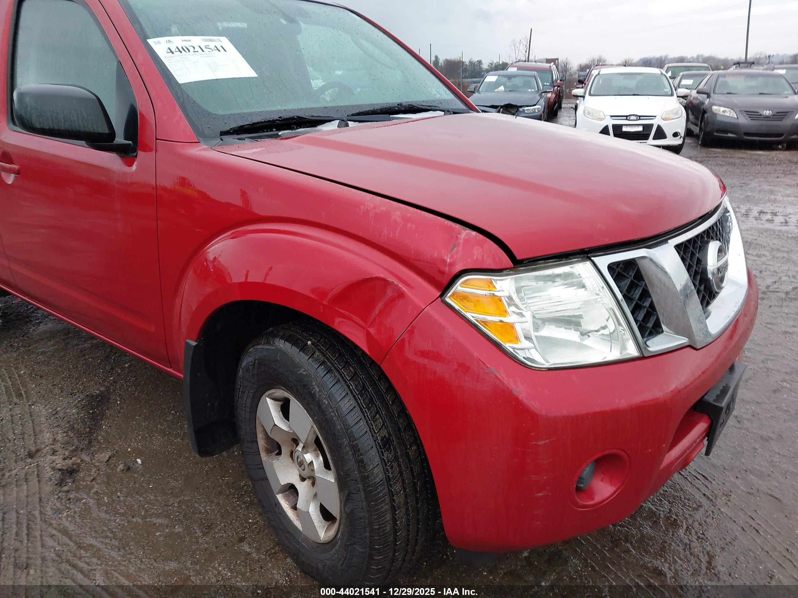 2012 Nissan Pathfinder S Red vin: 5N1AR1NB0CC617357