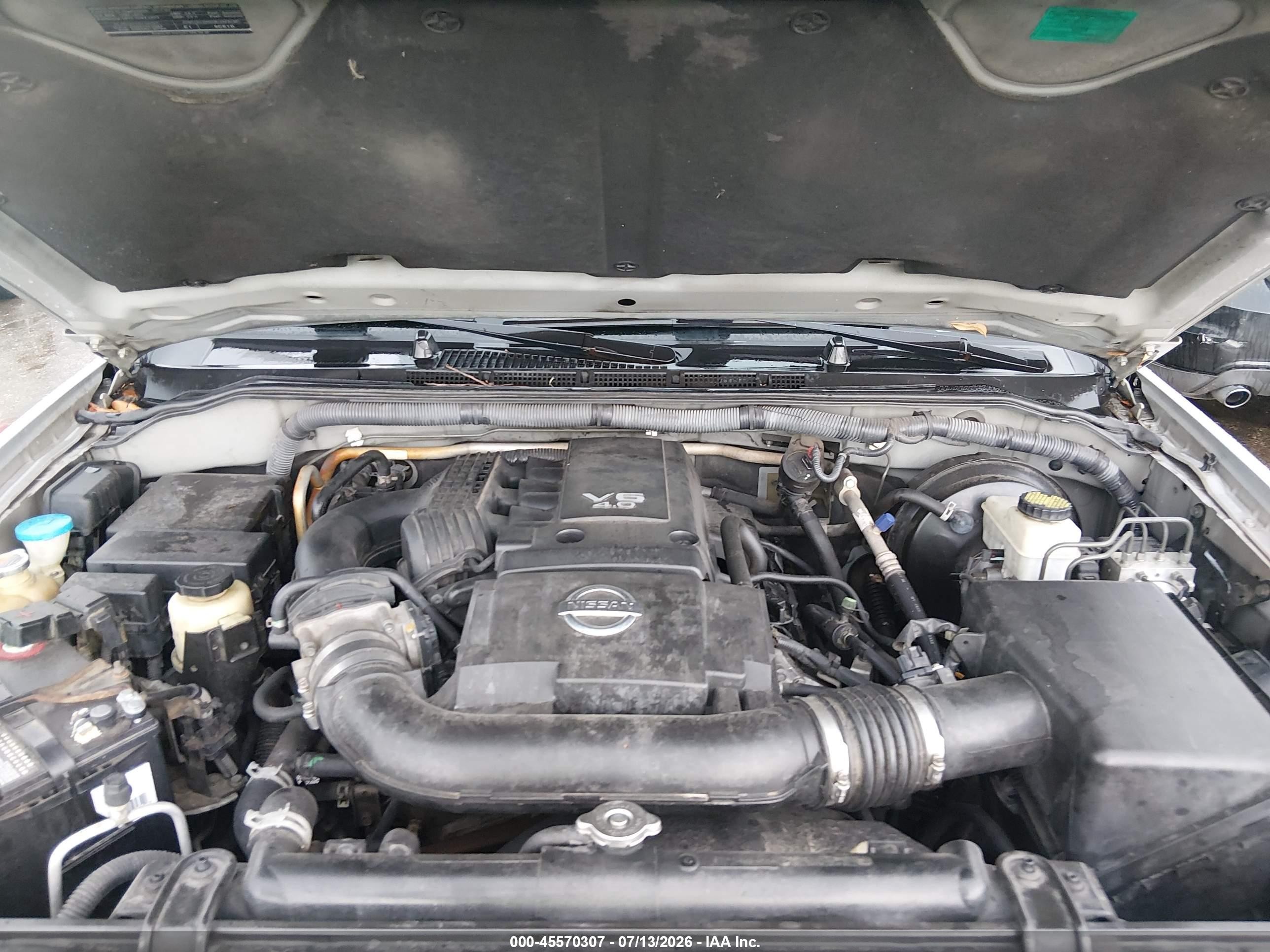 2012 Nissan Pathfinder Sv Silver vin: 5N1AR1NB0CC619190