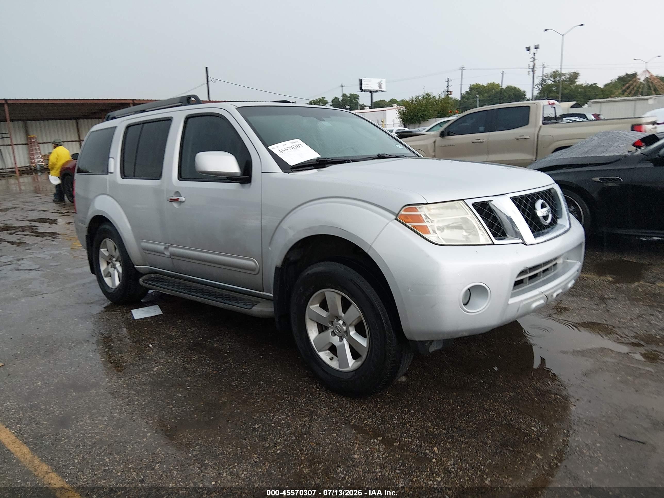 2012 Nissan Pathfinder Sv Silver vin: 5N1AR1NB0CC619190