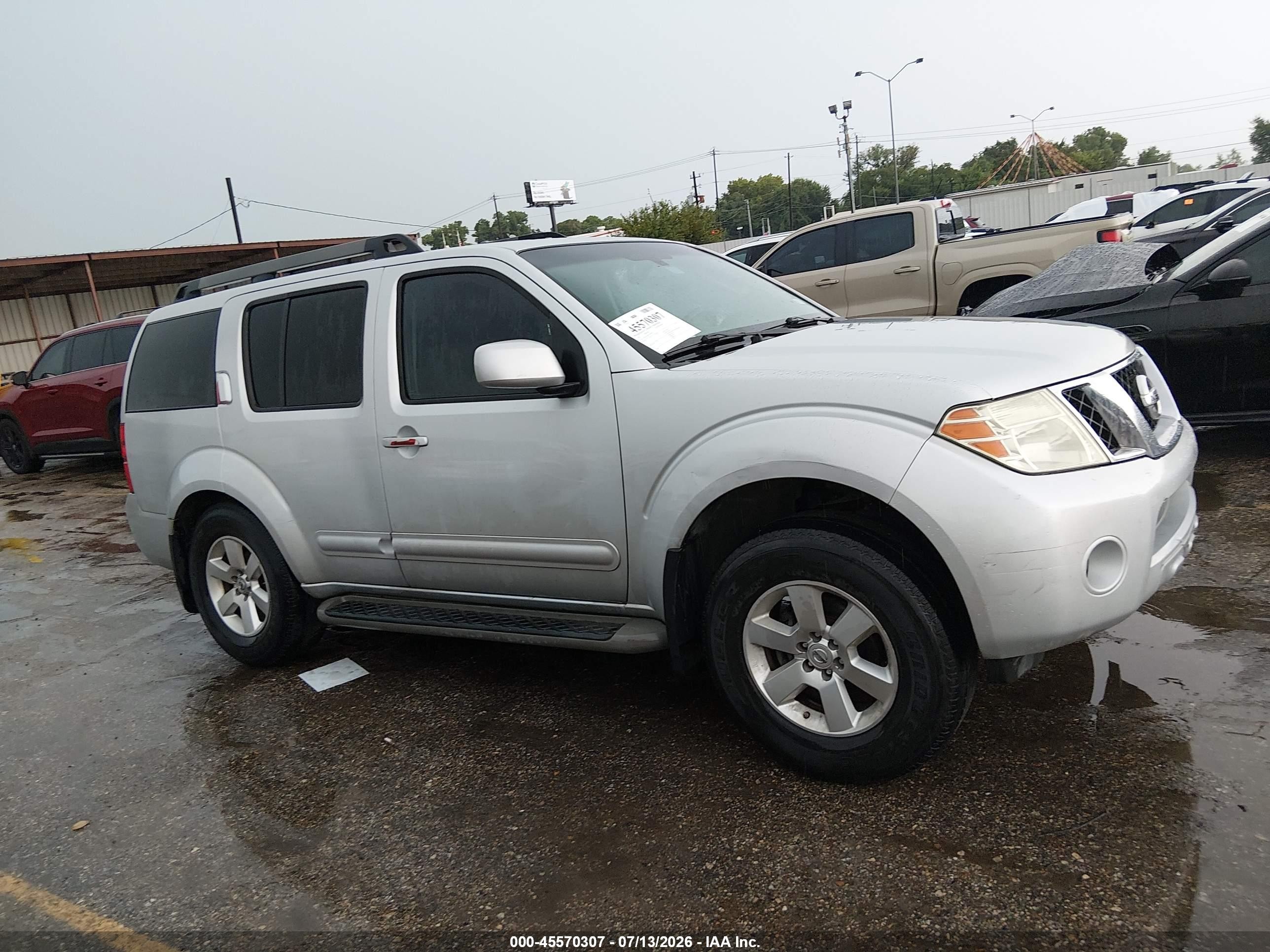 2012 Nissan Pathfinder Sv Silver vin: 5N1AR1NB0CC619190