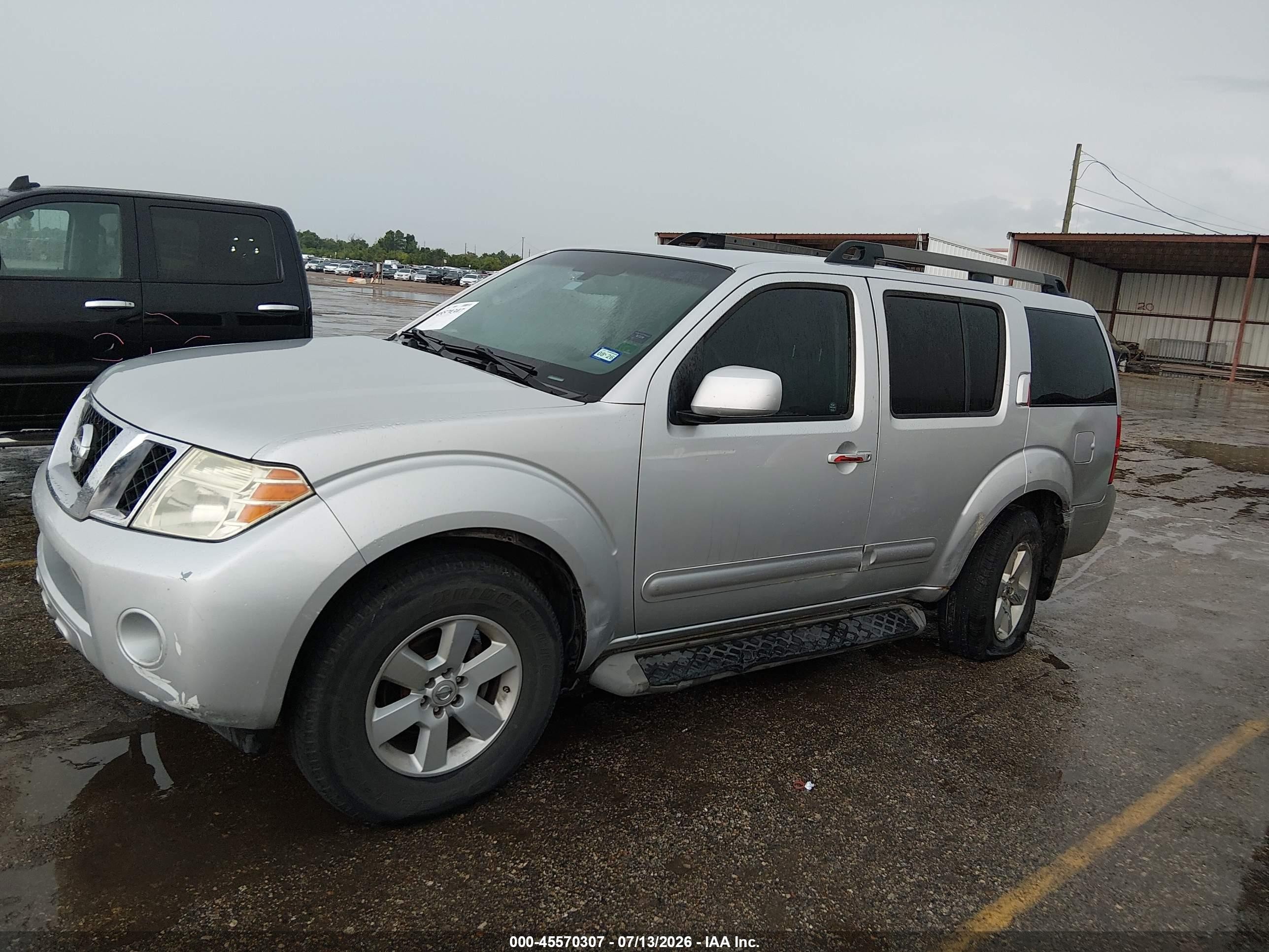 2012 Nissan Pathfinder Sv Silver vin: 5N1AR1NB0CC619190
