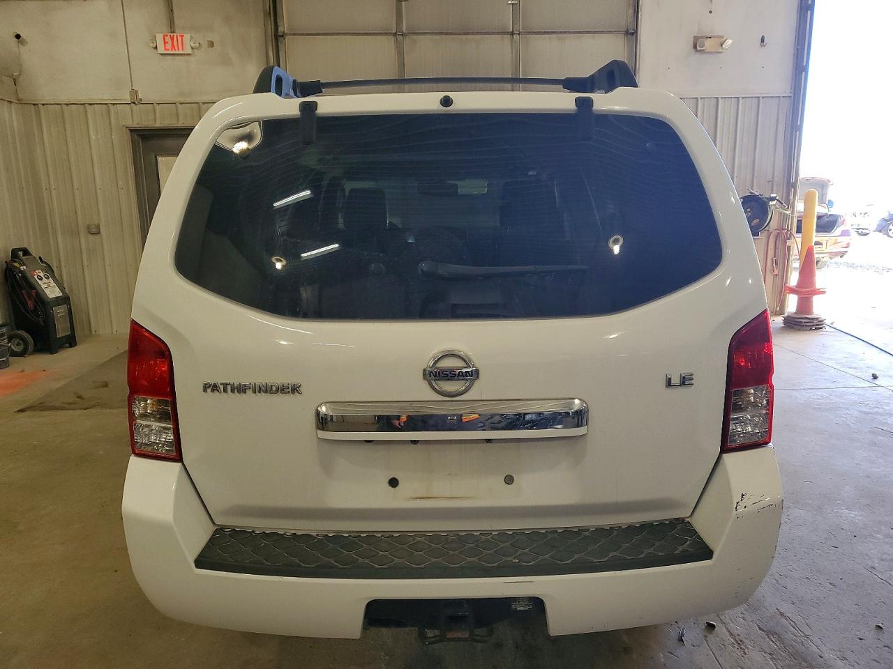 2011 Nissan Pathfinder S White vin: 5N1AR1NB1BC600520