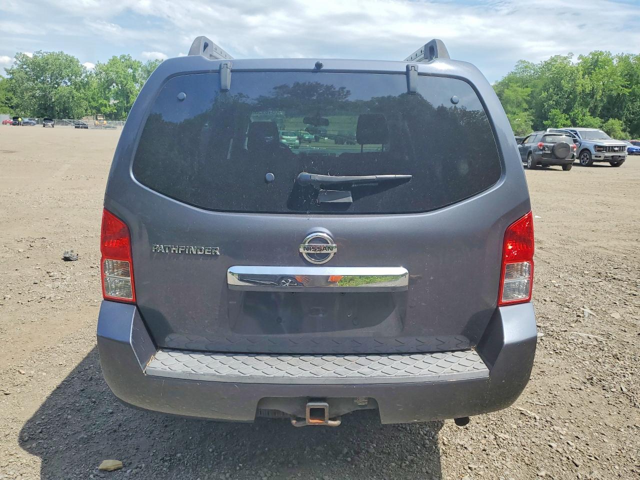 2011 Nissan Pathfinder S Gray vin: 5N1AR1NB1BC602445
