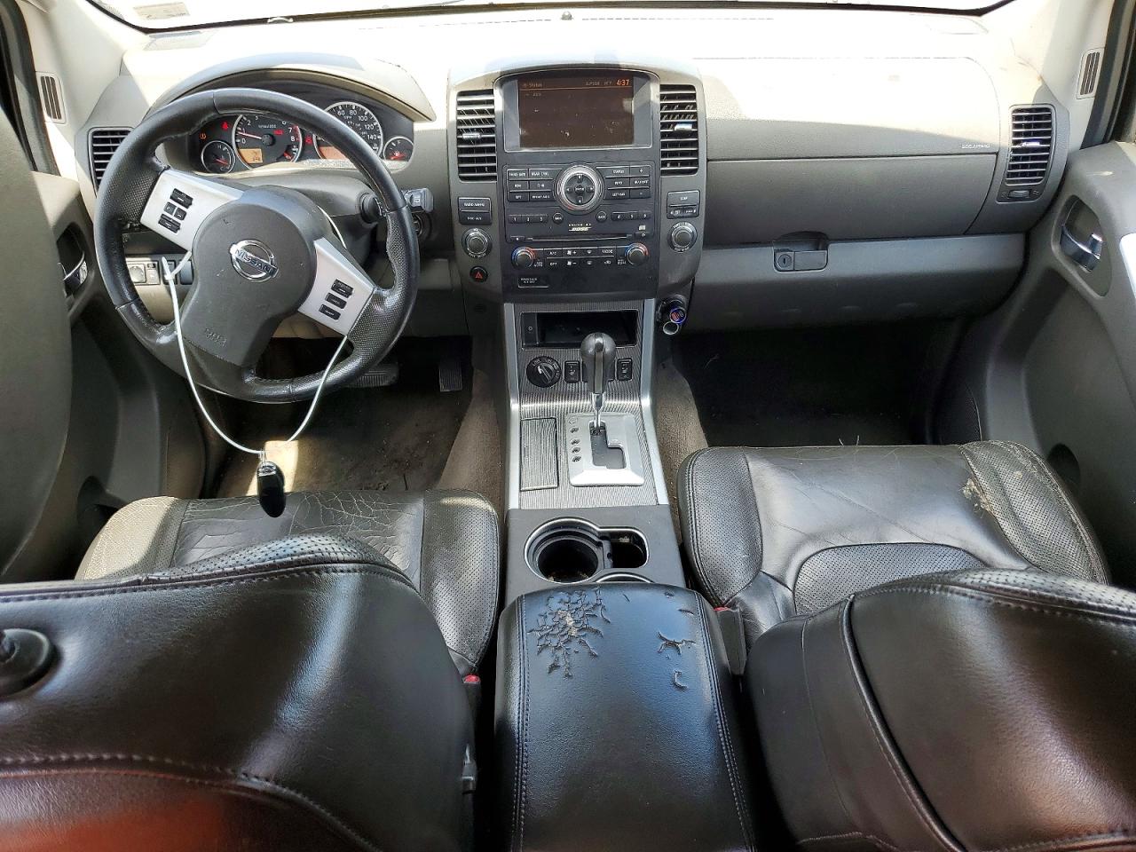 2011 Nissan Pathfinder S Silver vin: 5N1AR1NB1BC609797