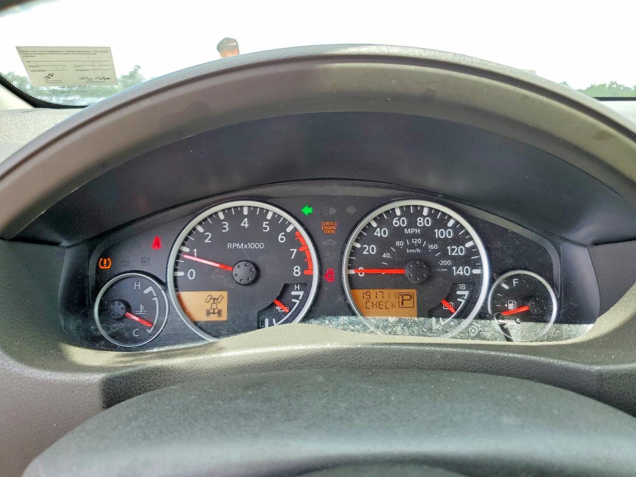 2011 Nissan Pathfinder S Silver vin: 5N1AR1NB1BC609797