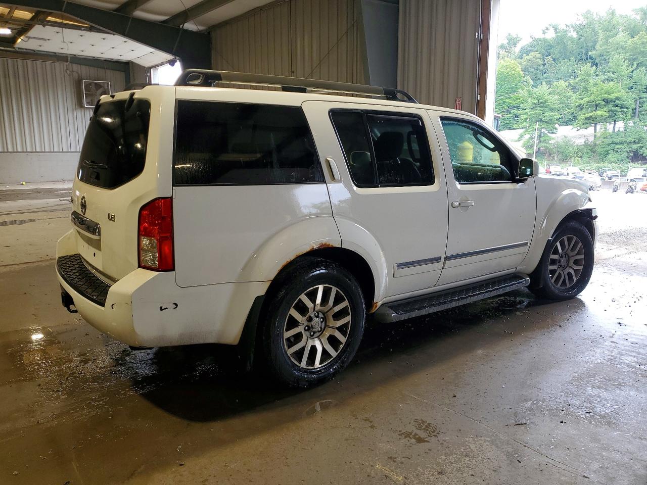 2011 Nissan Pathfinder S White vin: 5N1AR1NB1BC625739