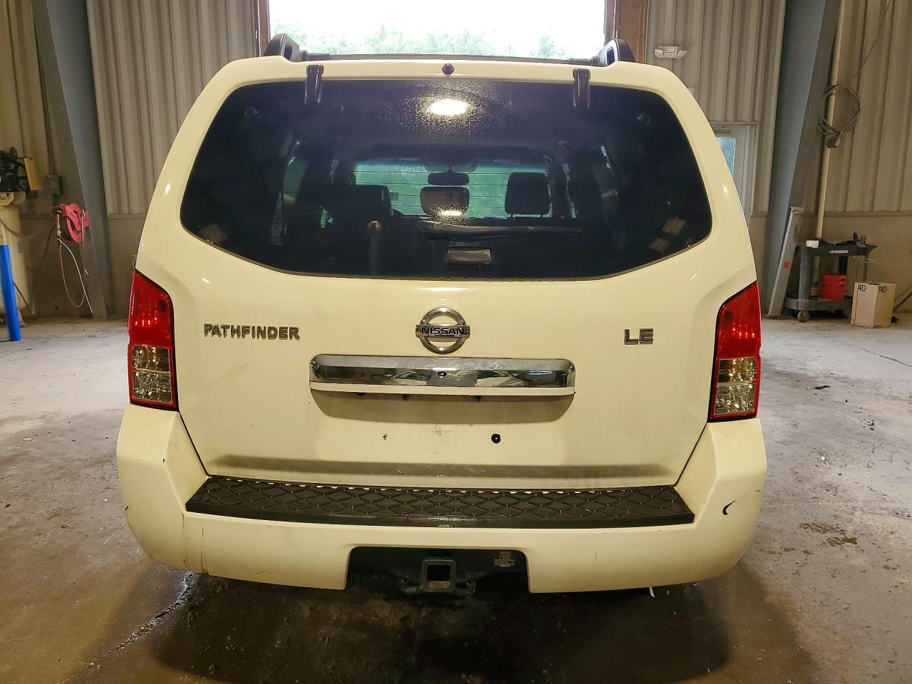 2011 Nissan Pathfinder S White vin: 5N1AR1NB1BC625739