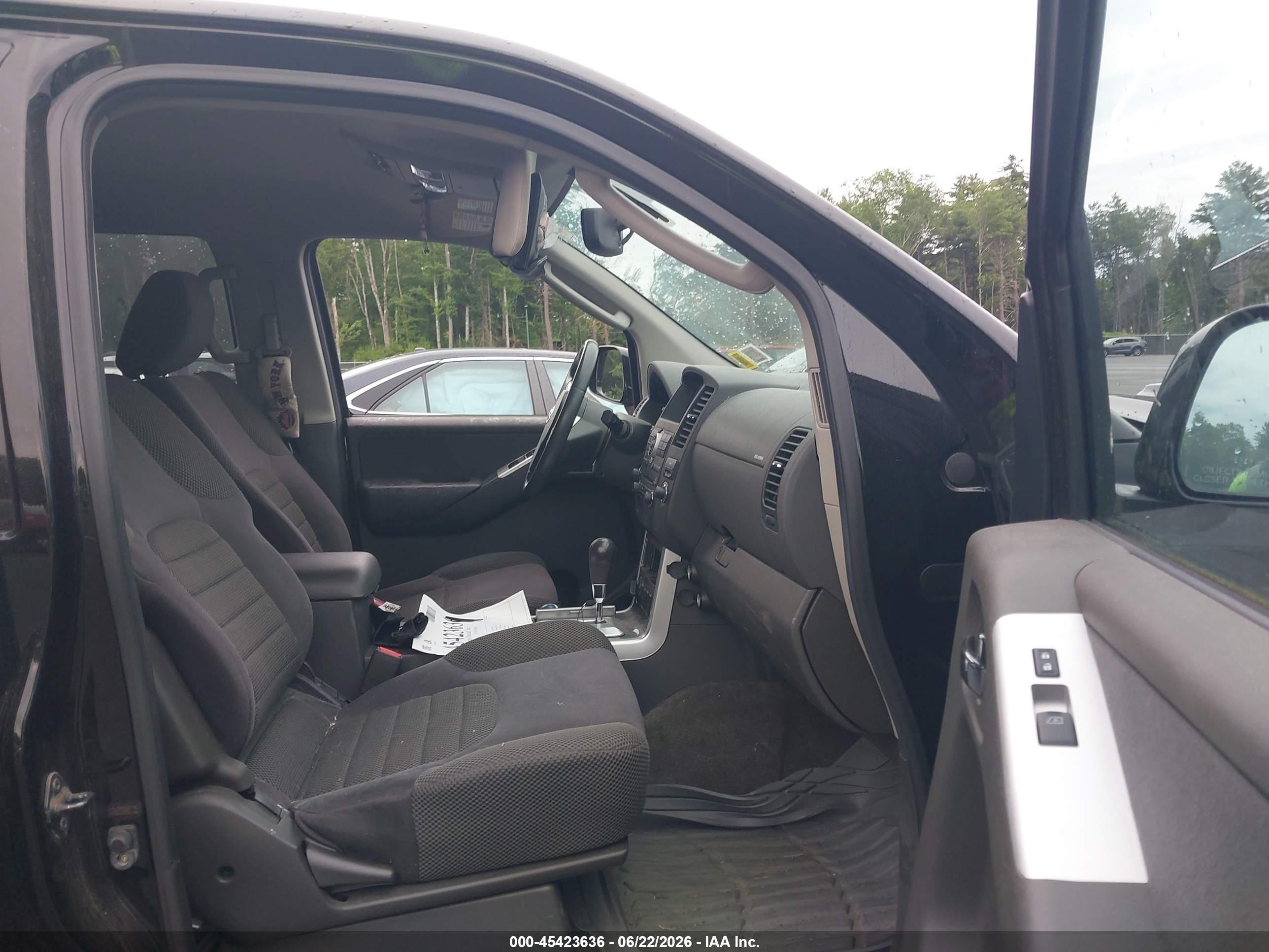 2011 Nissan Pathfinder Sv Black vin: 5N1AR1NB1BC633307