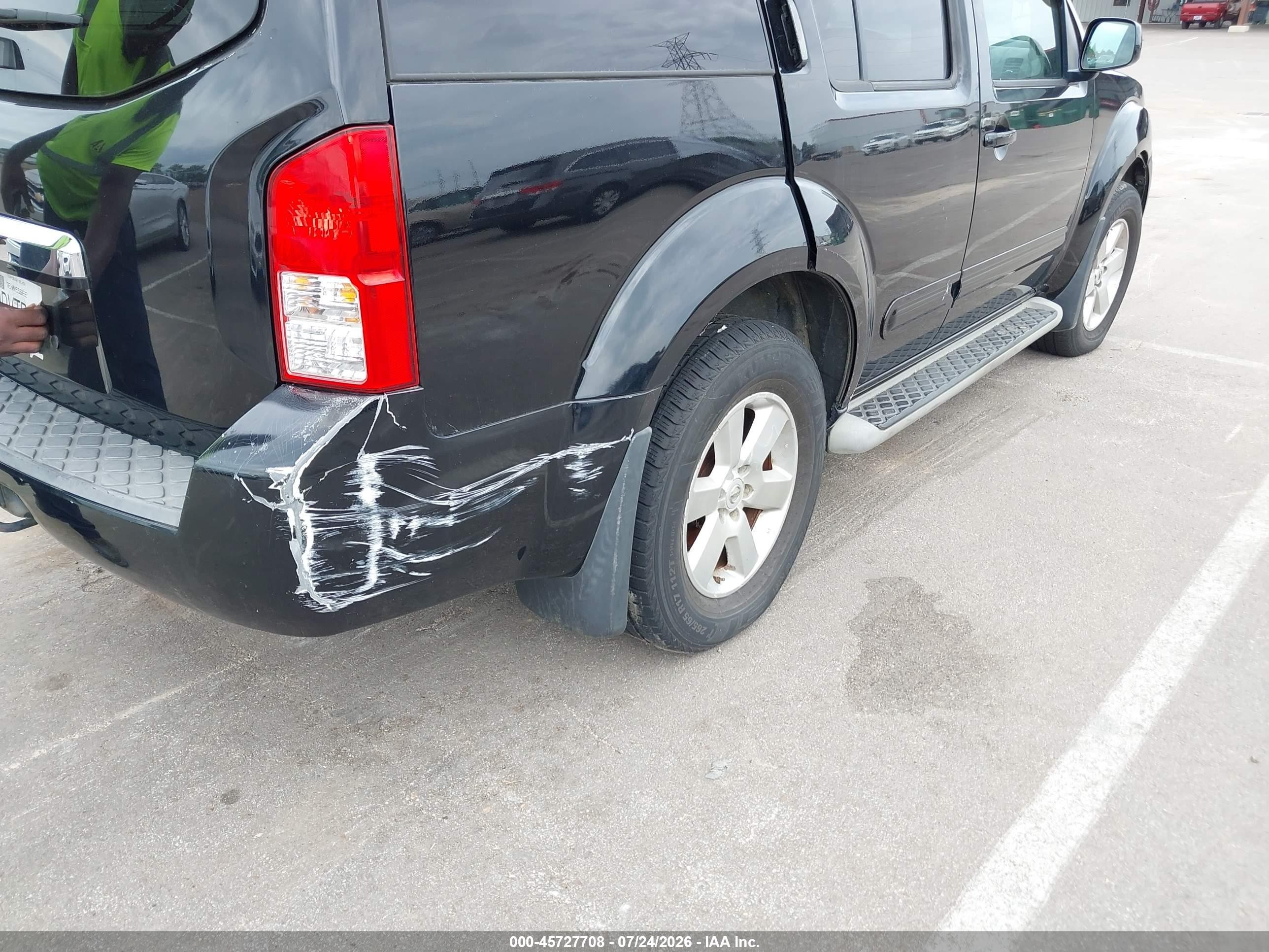 2012 Nissan Pathfinder Sv Black vin: 5N1AR1NB1CC601040