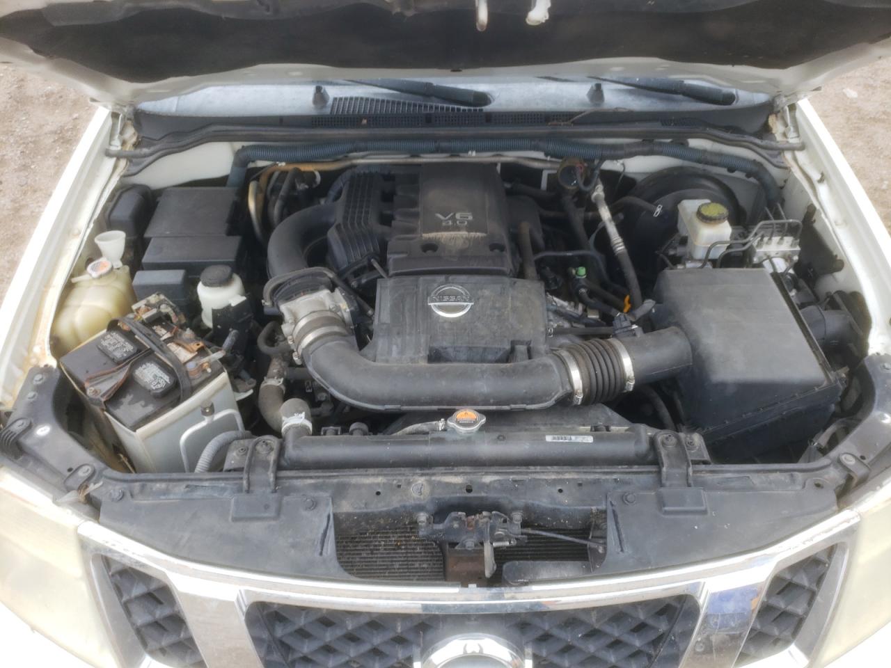 2012 Nissan Pathfinder S White vin: 5N1AR1NB1CC605184
