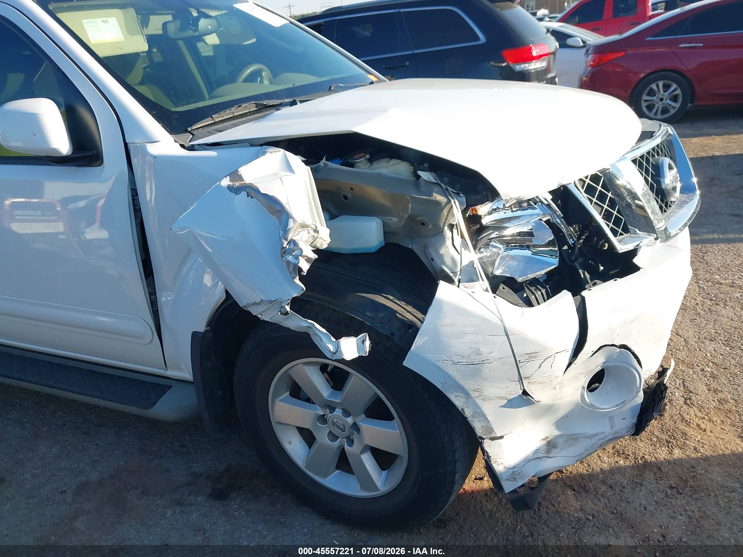 2012 Nissan Pathfinder Sv White vin: 5N1AR1NB1CC611759
