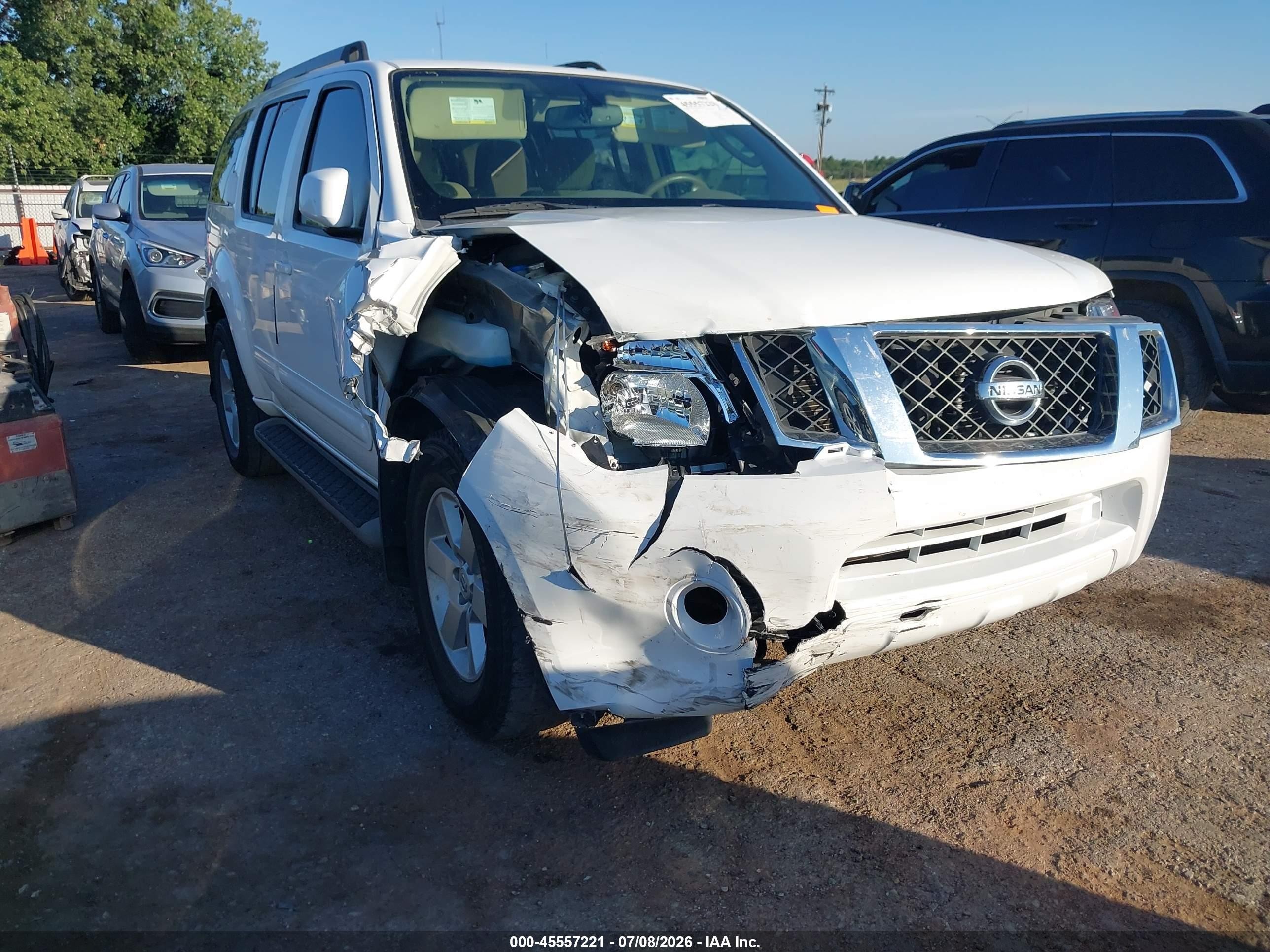 2012 Nissan Pathfinder Sv White vin: 5N1AR1NB1CC611759