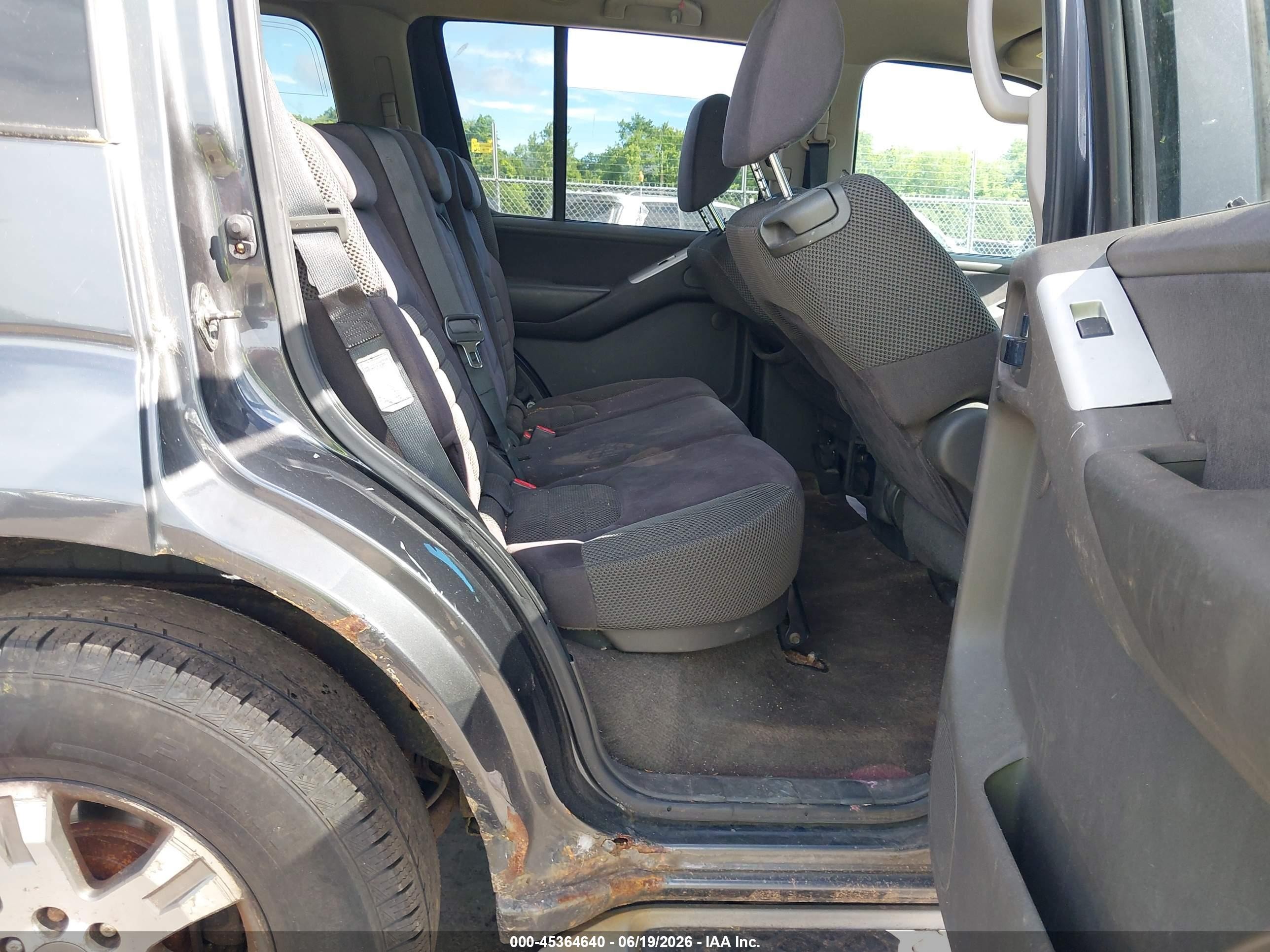 2010 Nissan Pathfinder Se Gray vin: 5N1AR1NB2AC606034