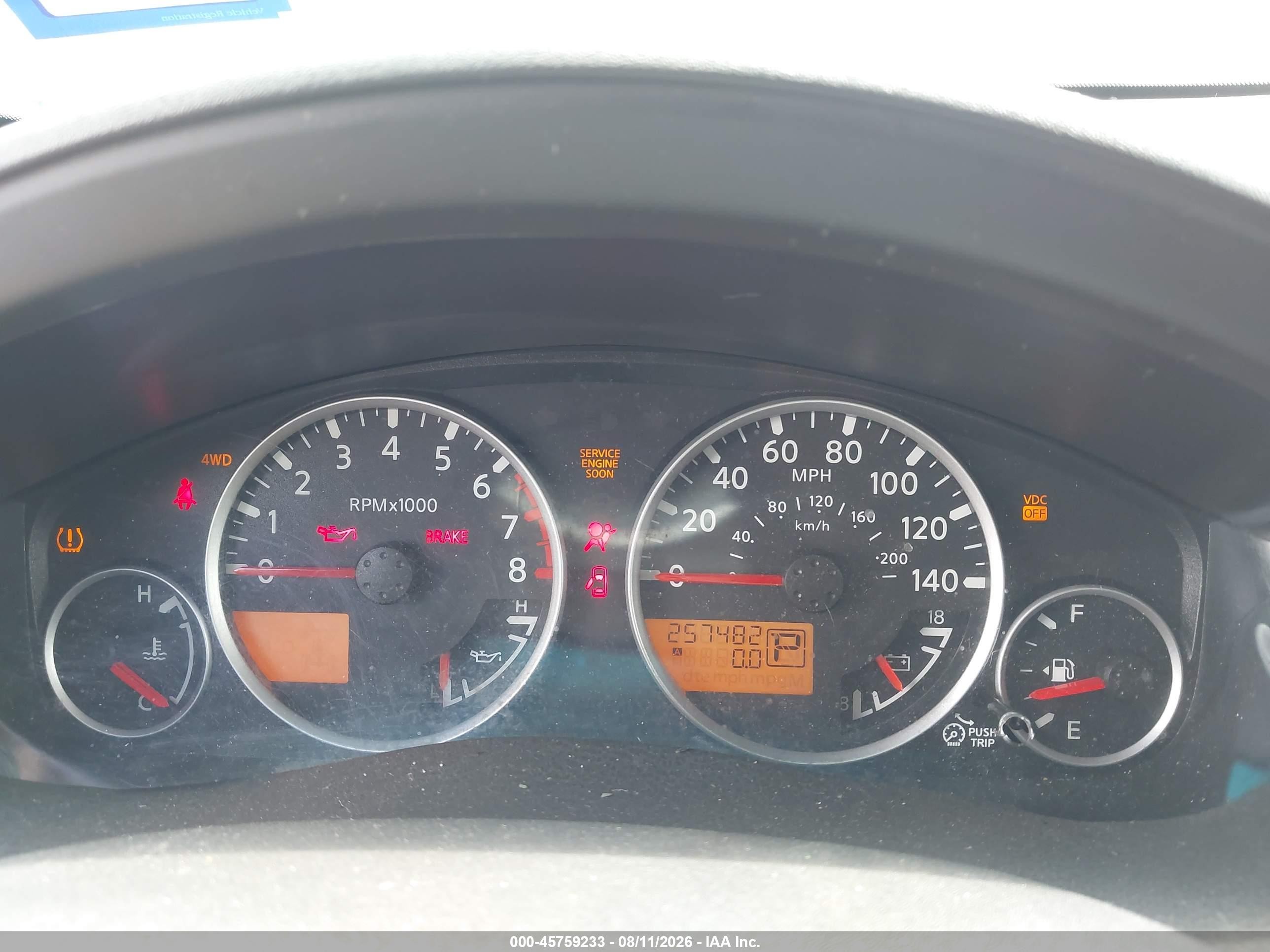 2011 Nissan Pathfinder Sv Silver vin: 5N1AR1NB2BC603264